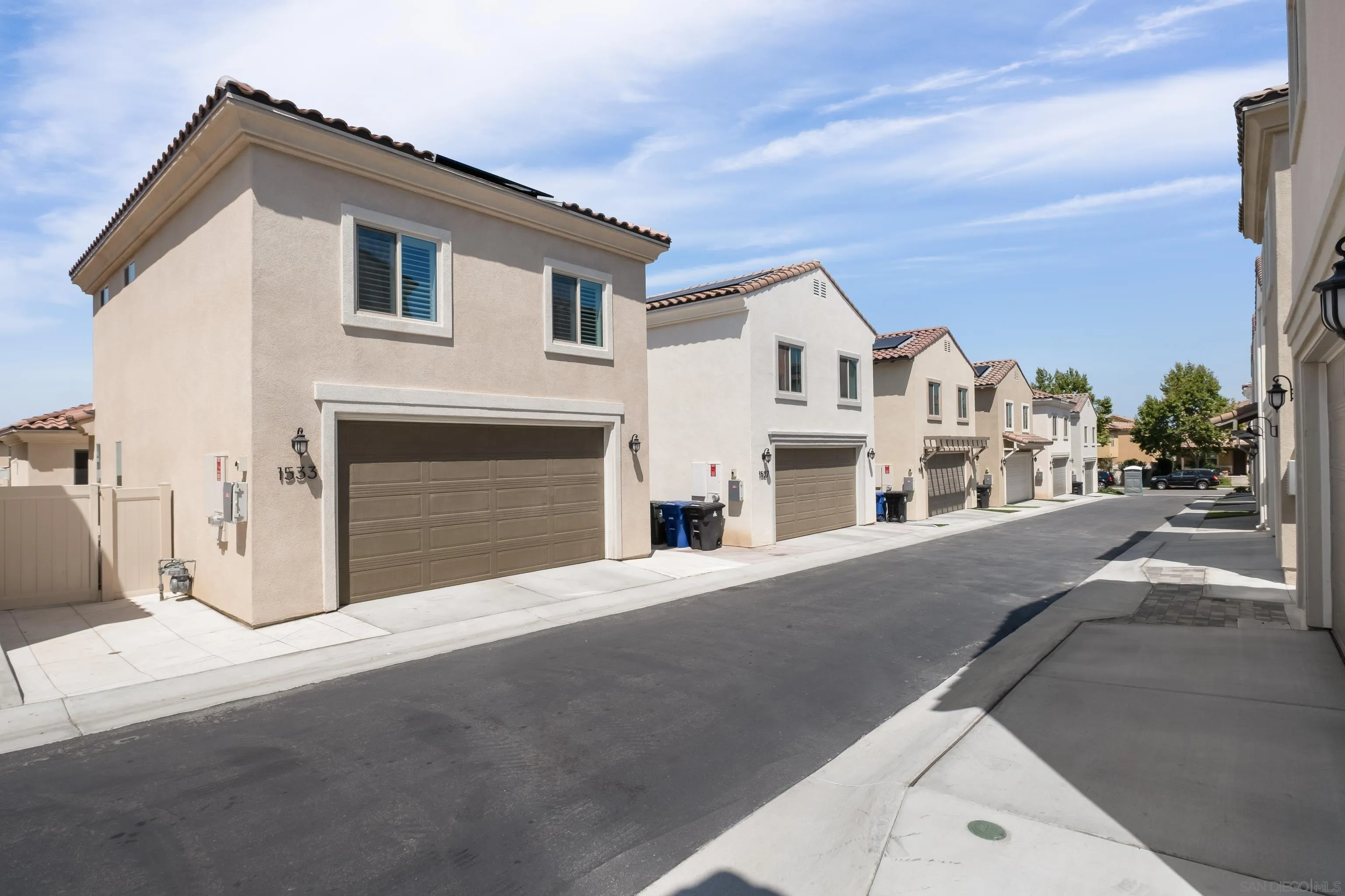 https://cdn.realtyfeed.com/cdn/127/260019065/c212b4f8623bf8295b68b4080729f071.webp