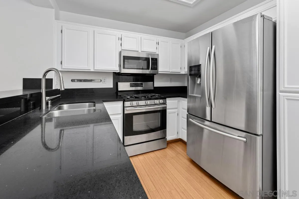 Photo #17: 260019066 Listing: Photo #17