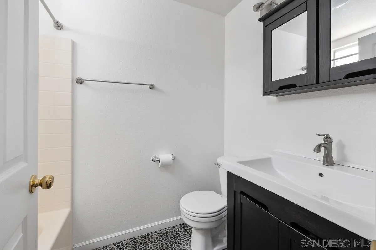Photo #27: 260019066 Listing: Photo #27
