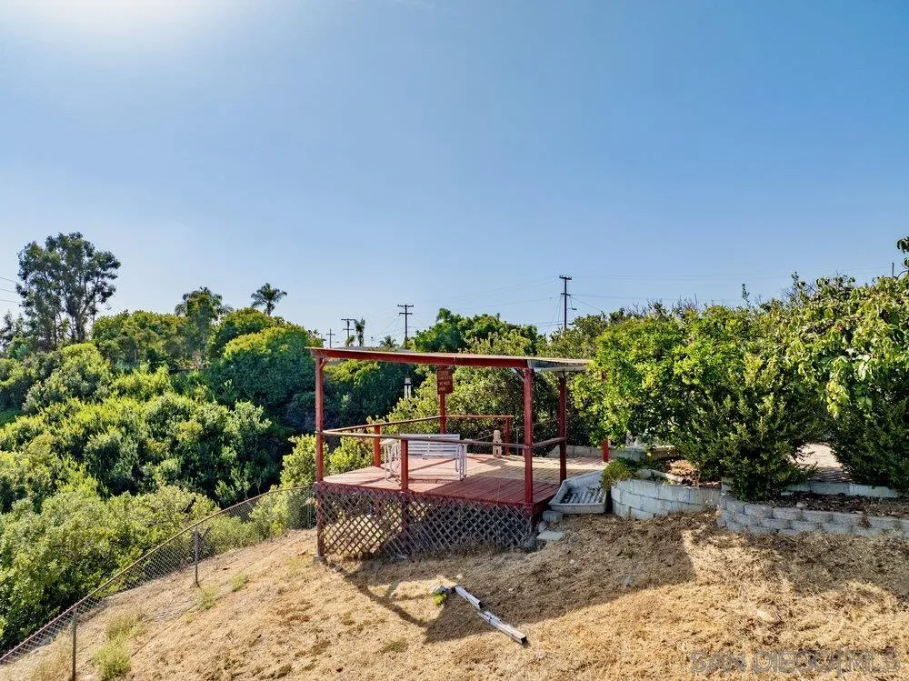 https://cdn.realtyfeed.com/cdn/127/260019069/35528f5fead7fd4d1bb0dad10ef1c2cb.webp