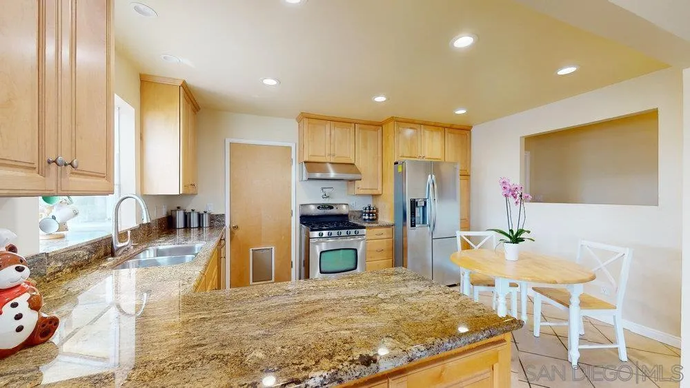 https://cdn.realtyfeed.com/cdn/127/260019069/85cccf0171afab614558c965ed88a533.webp