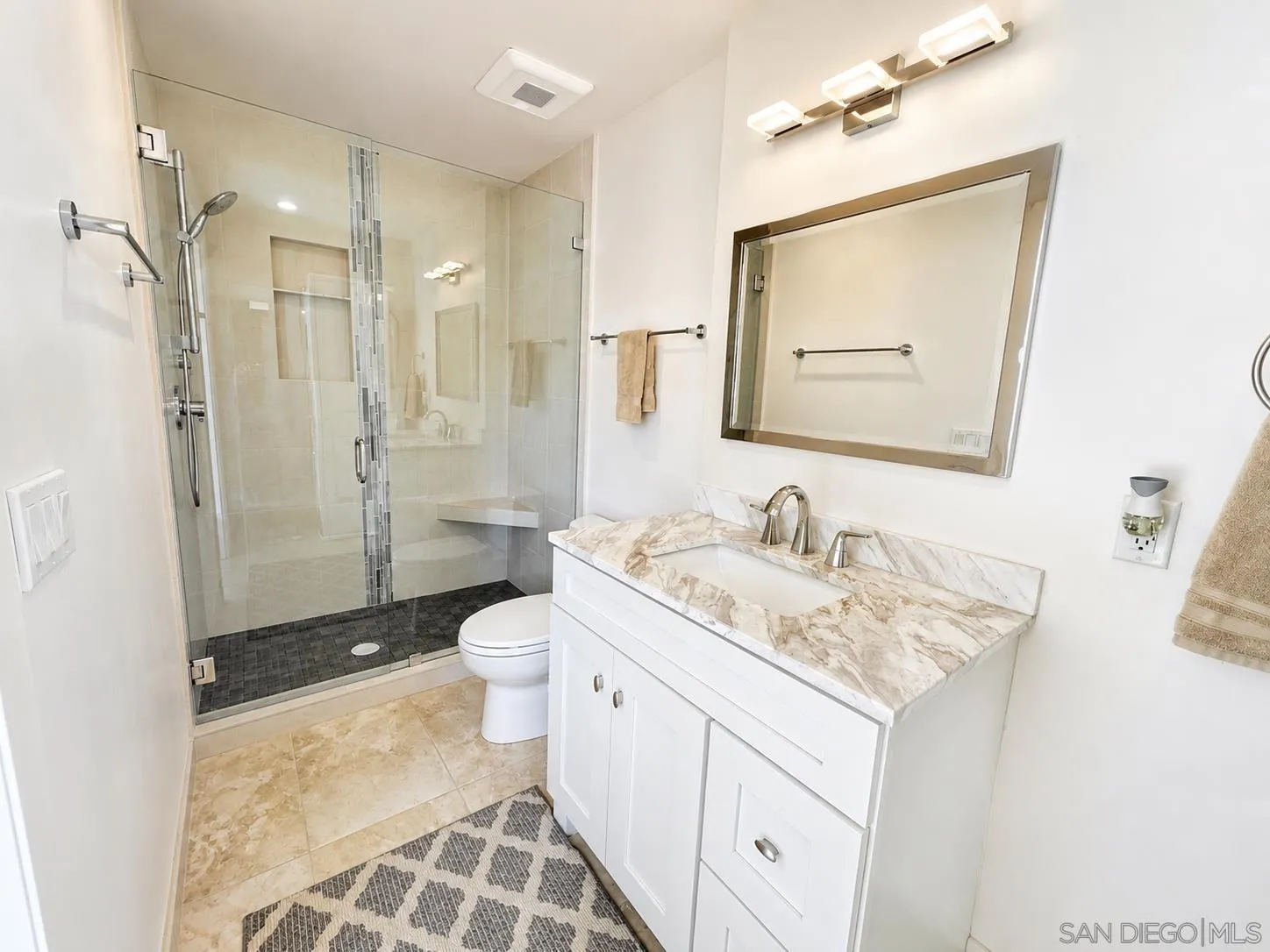 Photo #12: 260019071 Listing: Photo #12