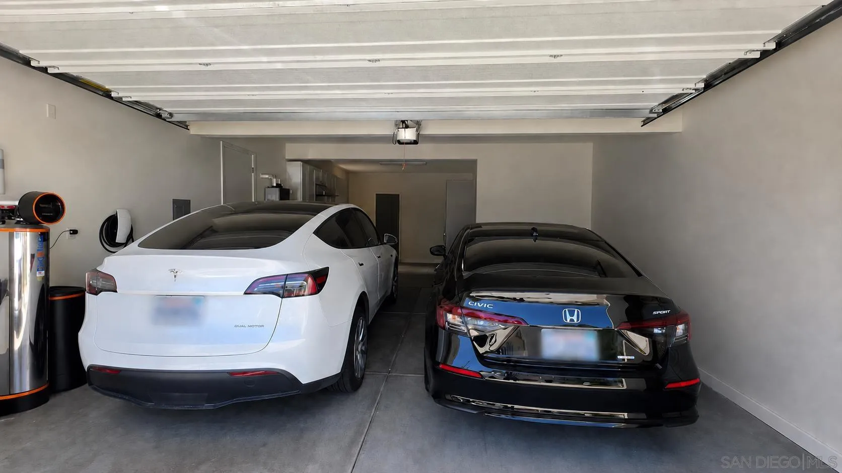 https://cdn.realtyfeed.com/cdn/127/260019072/9cc5b374c630ce7252163ab840843733.webp