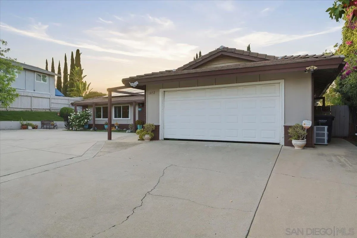 1872 Craigmore, Escondido, CA 92027 - Photo 5 of 41, Escondido, CA