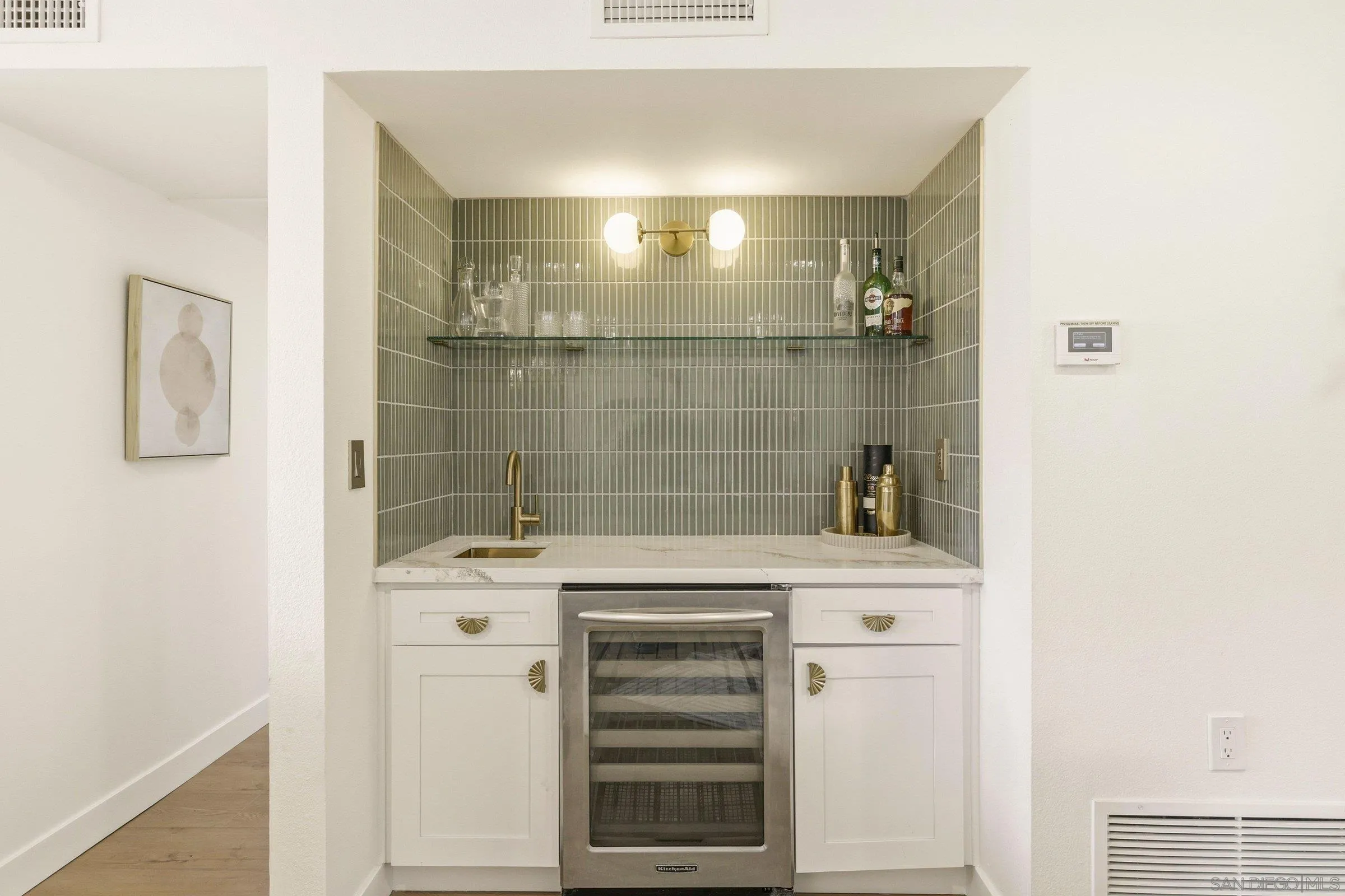 Photo #13: 260019075 Listing: Photo #13