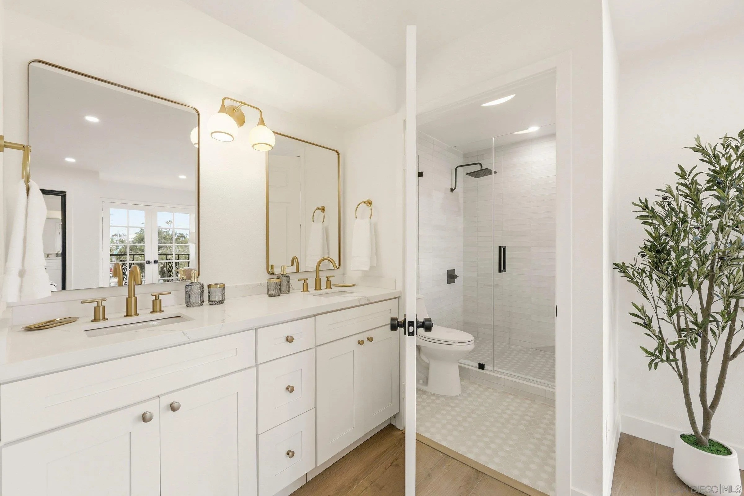 Photo #18: 260019075 Listing: Photo #18