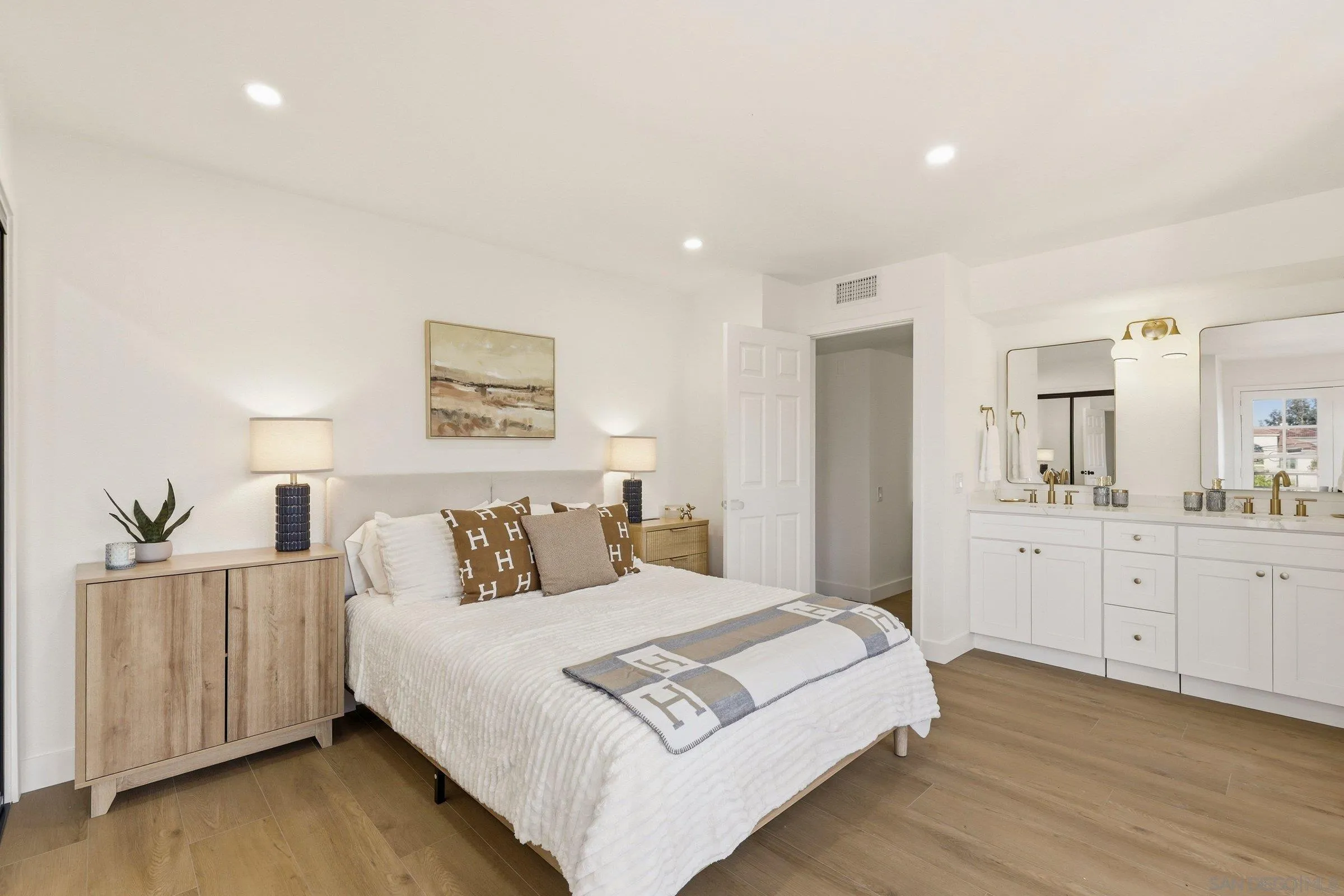 Photo #19: 260019075 Listing: Photo #19