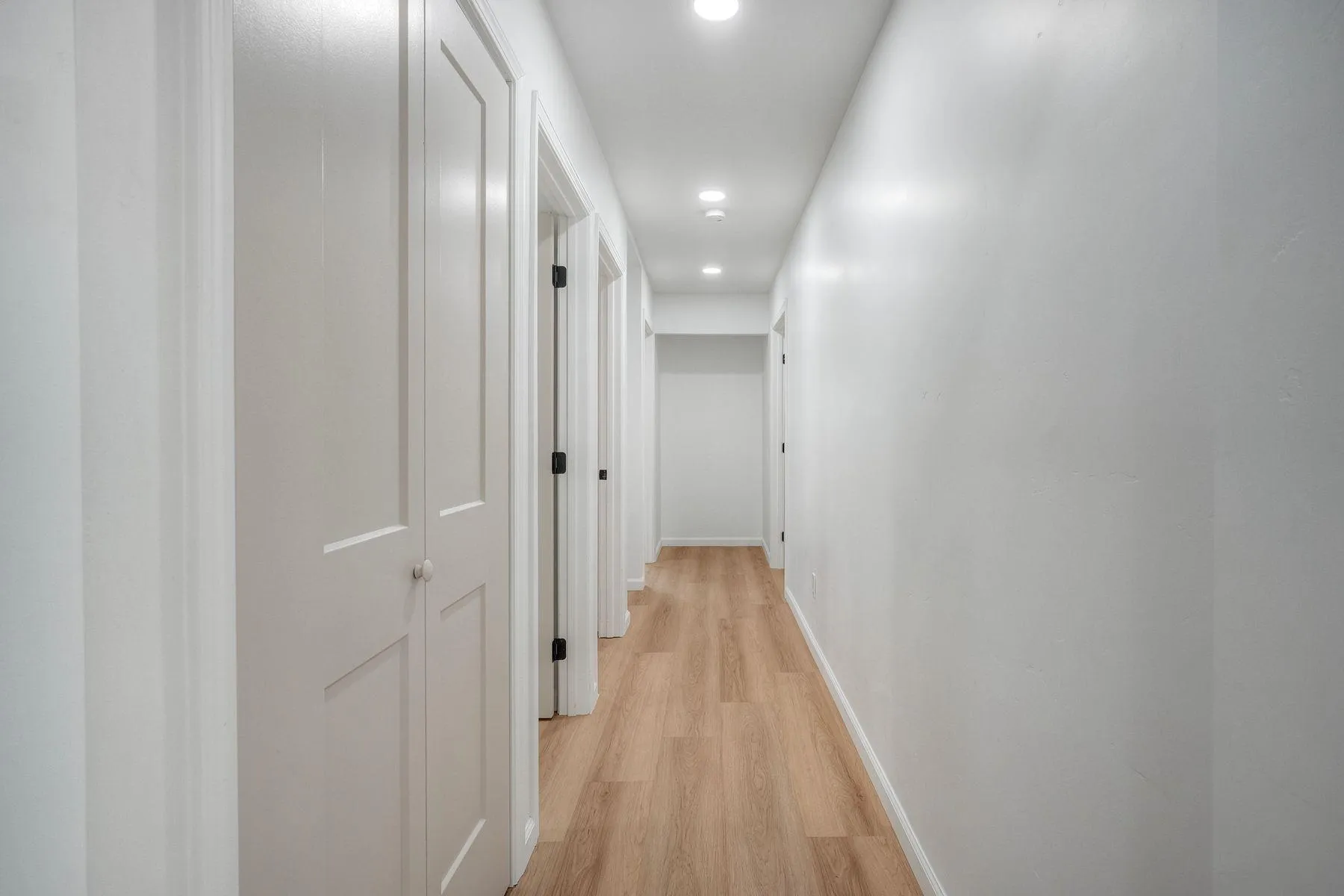 https://cdn.realtyfeed.com/cdn/127/260019079/9f9f2d78facc8bc2f320ebee7cc741e4.webp