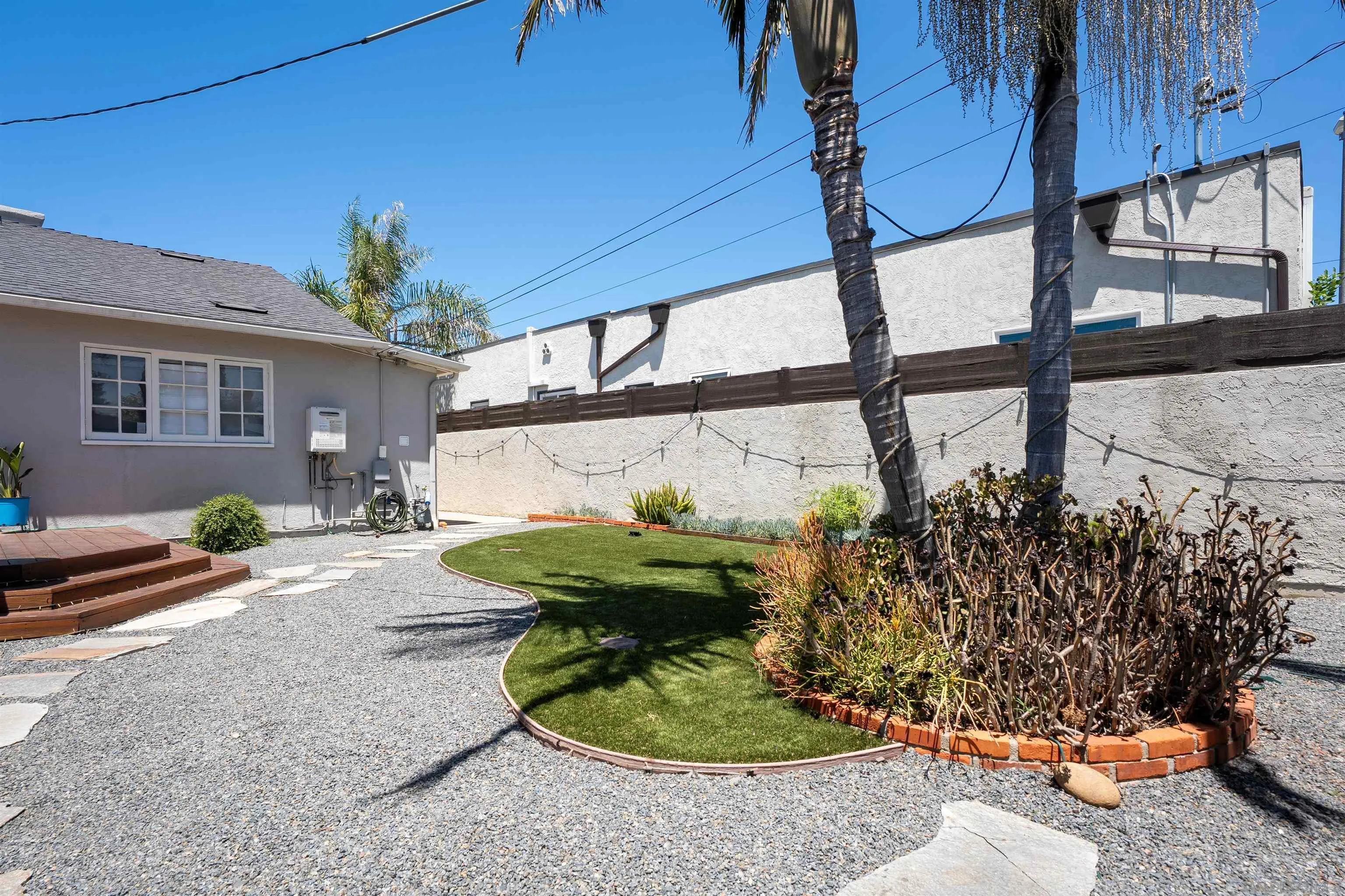 https://cdn.realtyfeed.com/cdn/127/260019081/4cee0b57c581a6d11790e361f6960e14.webp