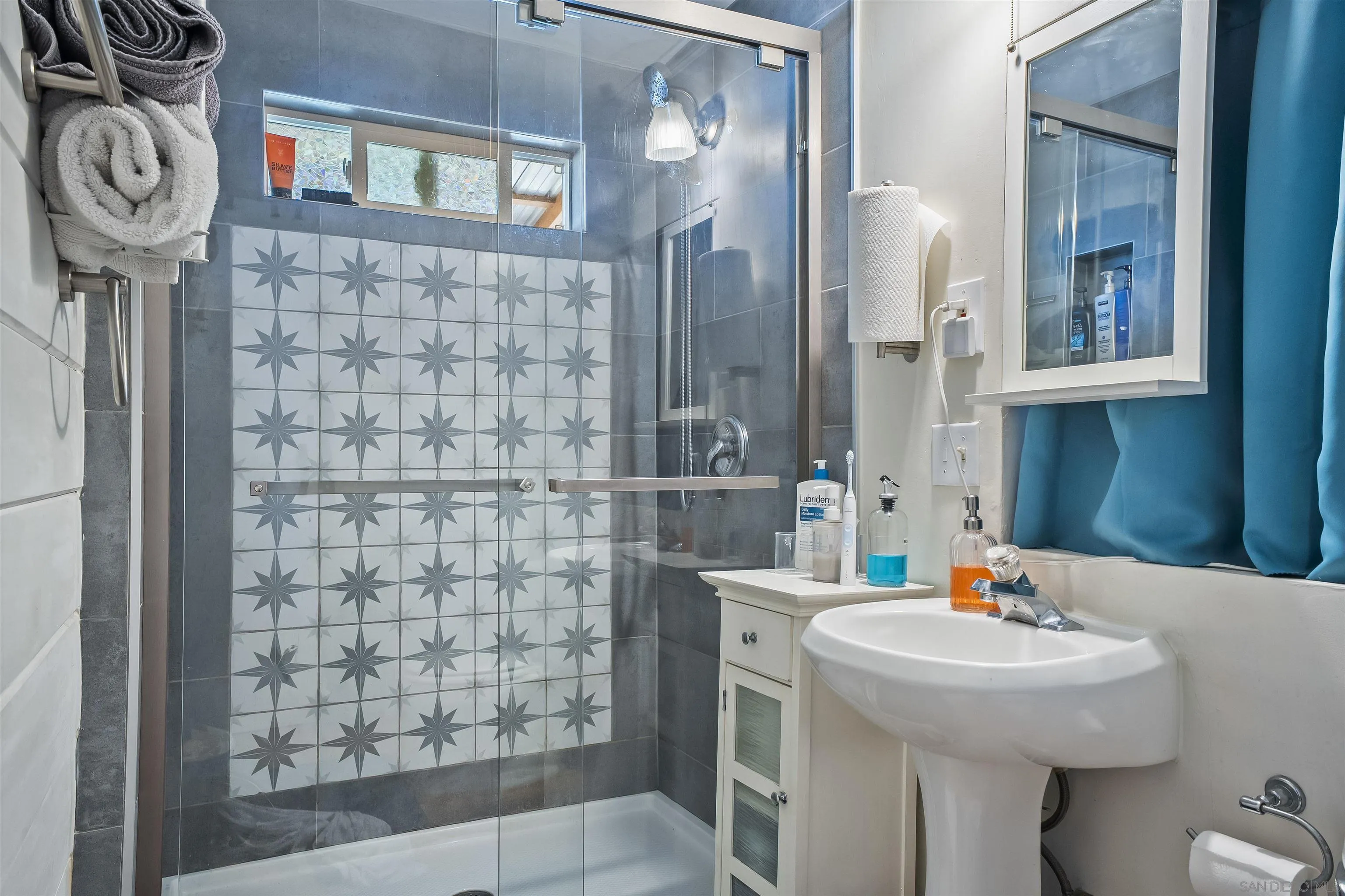 https://cdn.realtyfeed.com/cdn/127/260019081/847079b6329780d79cf3f7140c471bba.webp