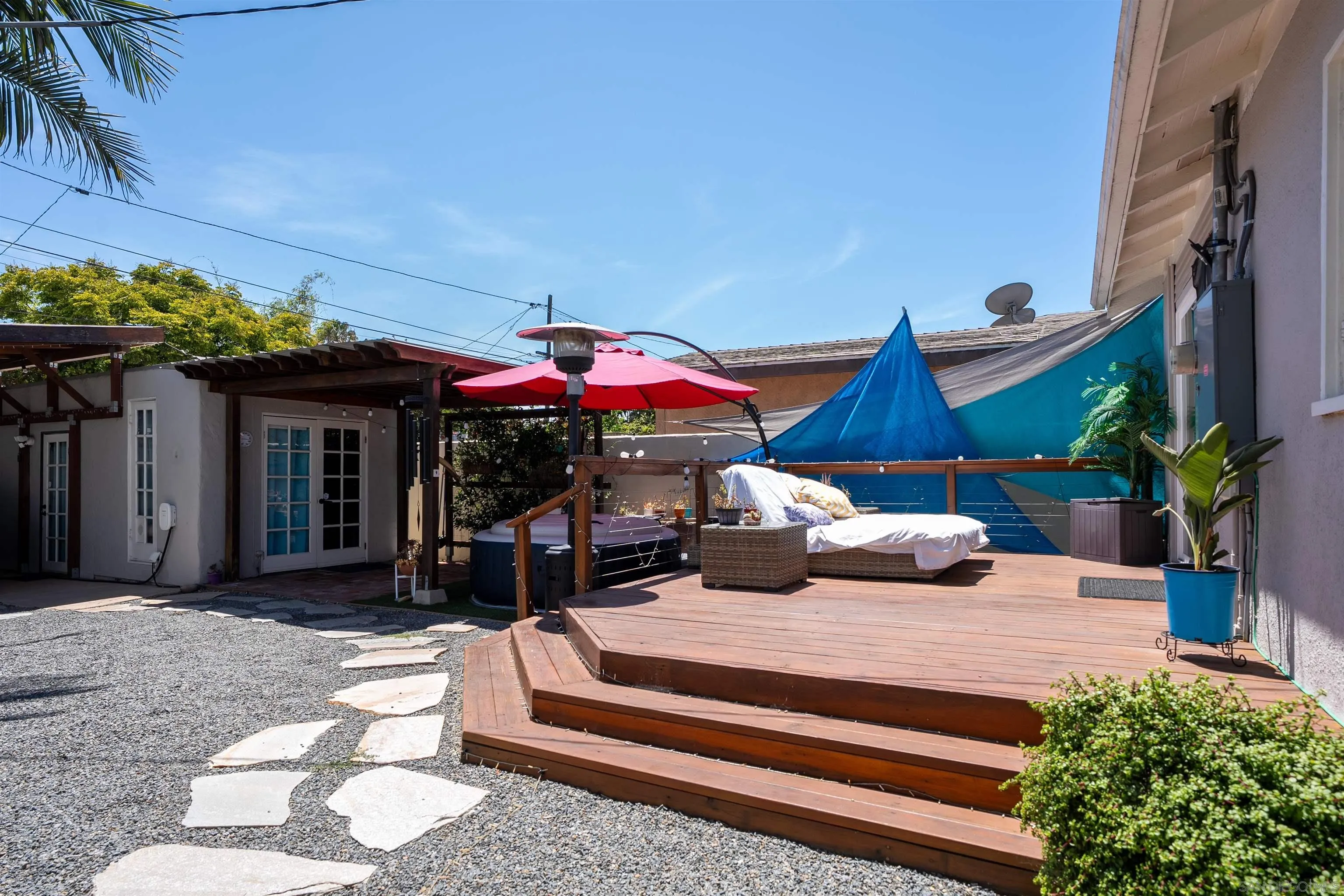 https://cdn.realtyfeed.com/cdn/127/260019081/9bc2b12caa24c6fcc90d6c64df1c1c9a.webp