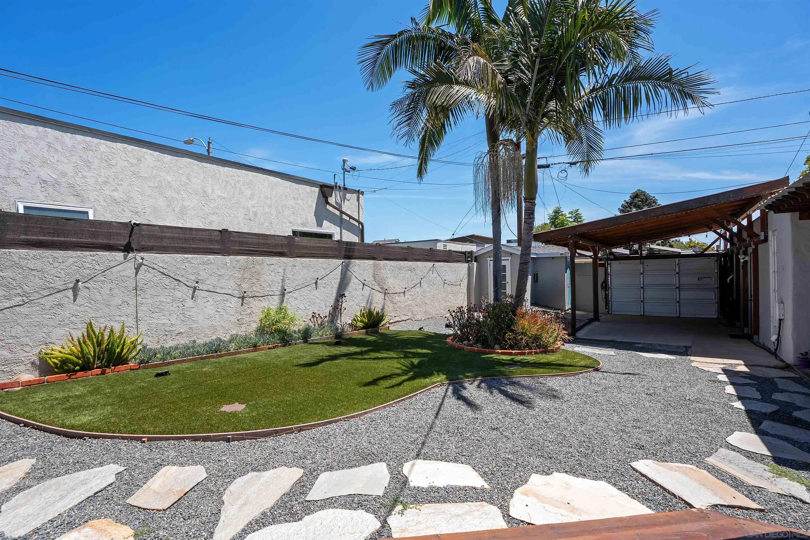 https://cdn.realtyfeed.com/cdn/127/260019081/bf92b4d8038f4a1504934f0c8fb4709a.webp
