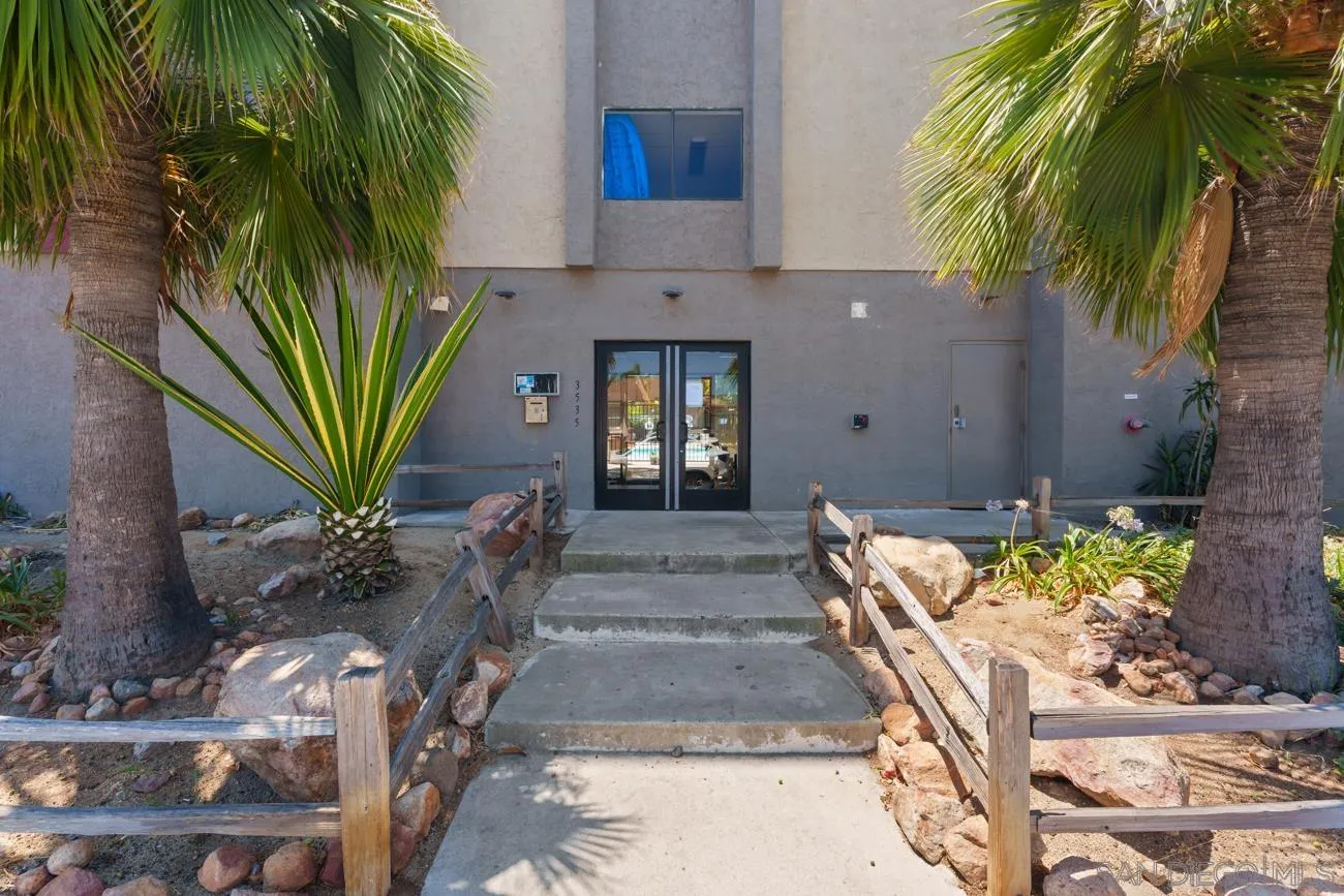 https://cdn.realtyfeed.com/cdn/127/260019084/24b1b9bc0d1d5b502b7be93f1ff3dee3.webp