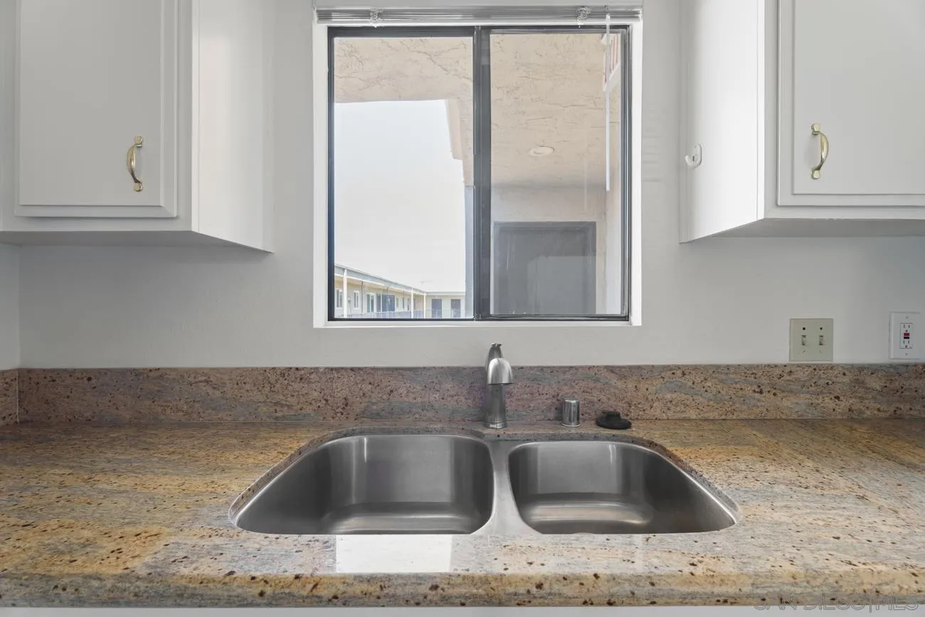 https://cdn.realtyfeed.com/cdn/127/260019084/31d0ad837edaa9abd9237c3642f3feca.webp