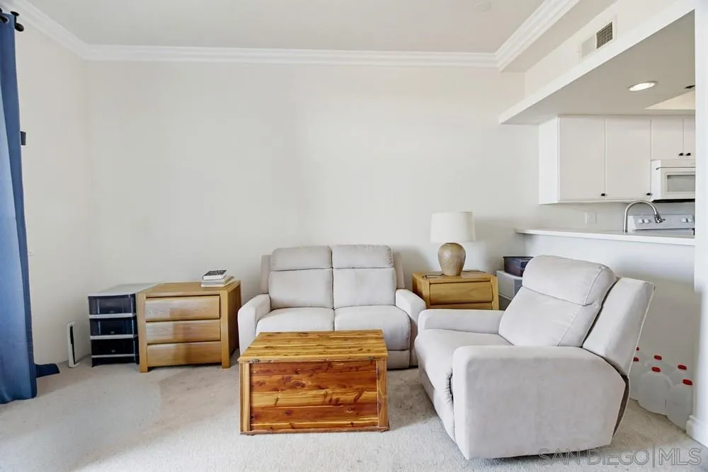 https://cdn.realtyfeed.com/cdn/127/260019085/e26185adcfb63236a7ff0ee1deb7bcc6.webp
