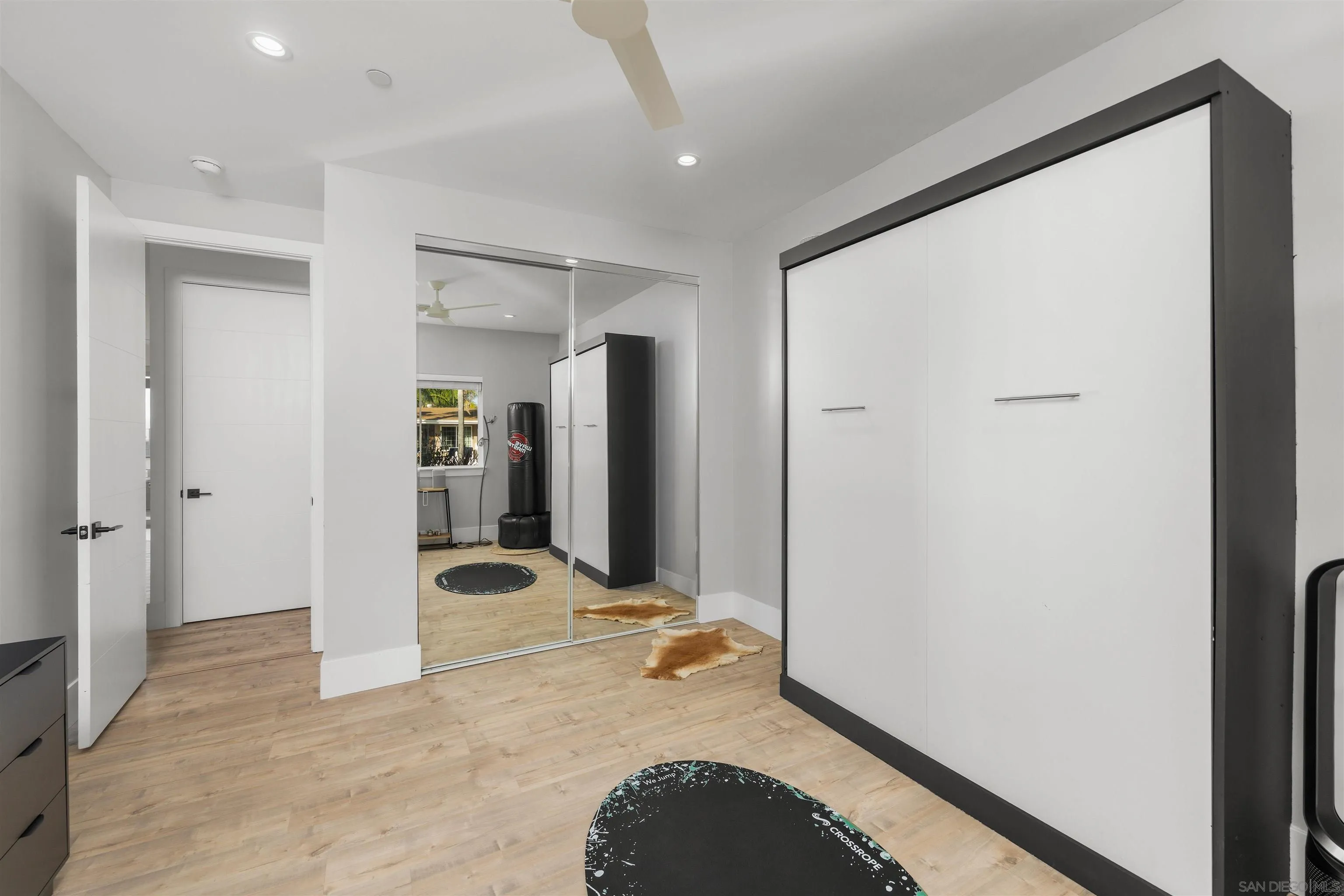 https://cdn.realtyfeed.com/cdn/127/260019091/9a92679e6c34905429558adf07e762be.webp