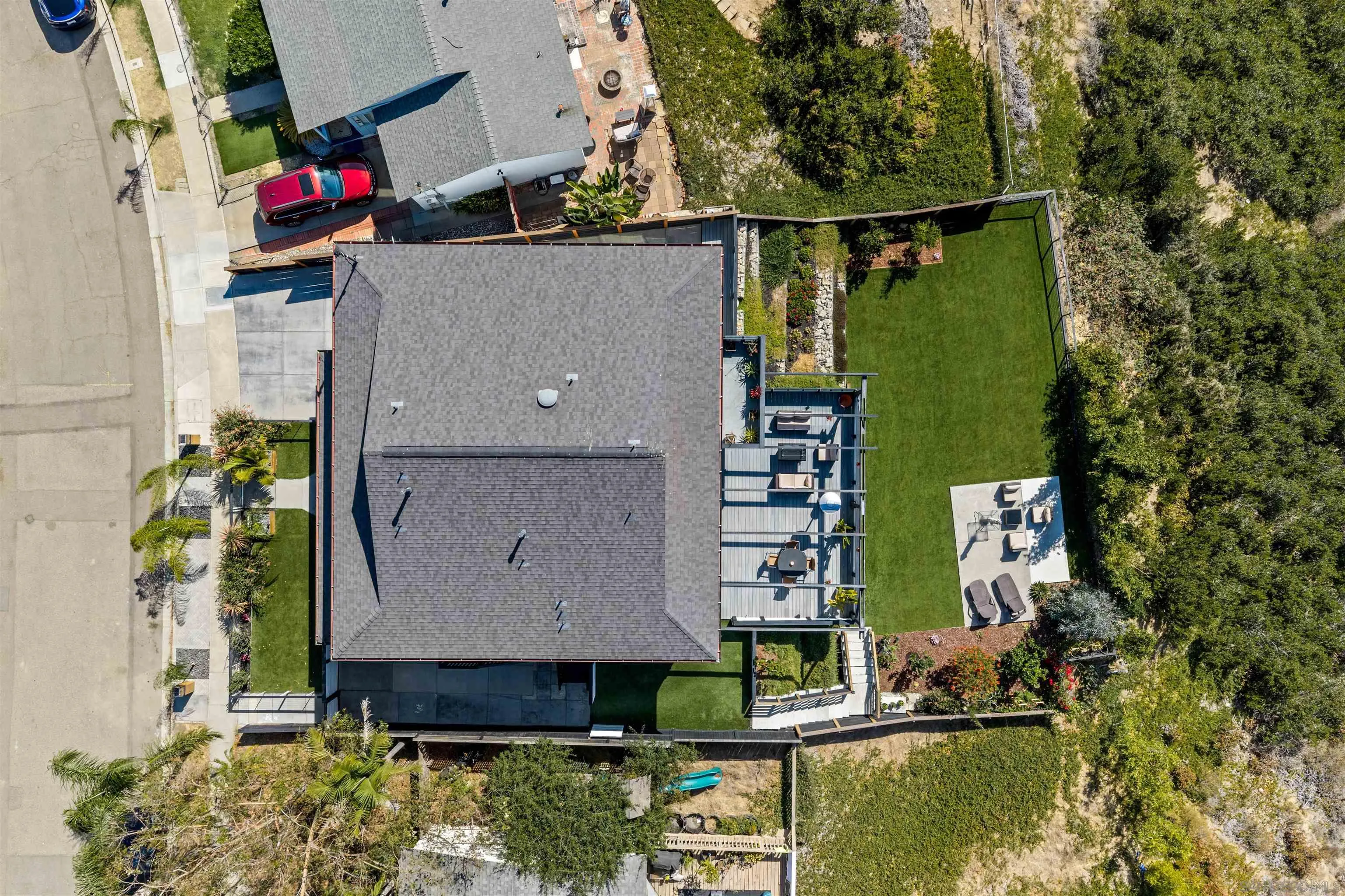 https://cdn.realtyfeed.com/cdn/127/260019091/a5cff16790386ef2b7f1585a87781feb.webp
