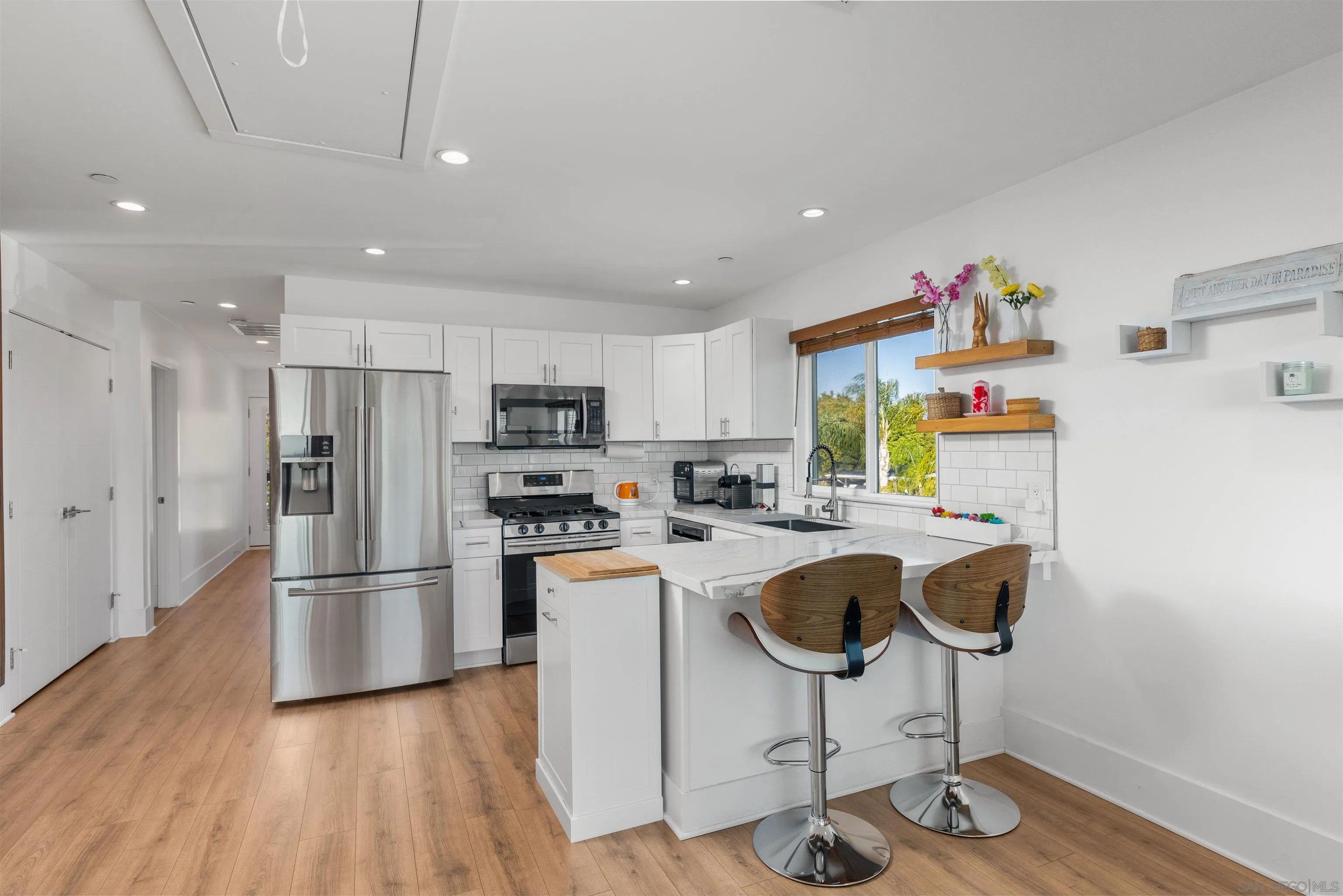 https://cdn.realtyfeed.com/cdn/127/260019091/b1e91d38ffb3de4ea325f71d89cb428a.webp