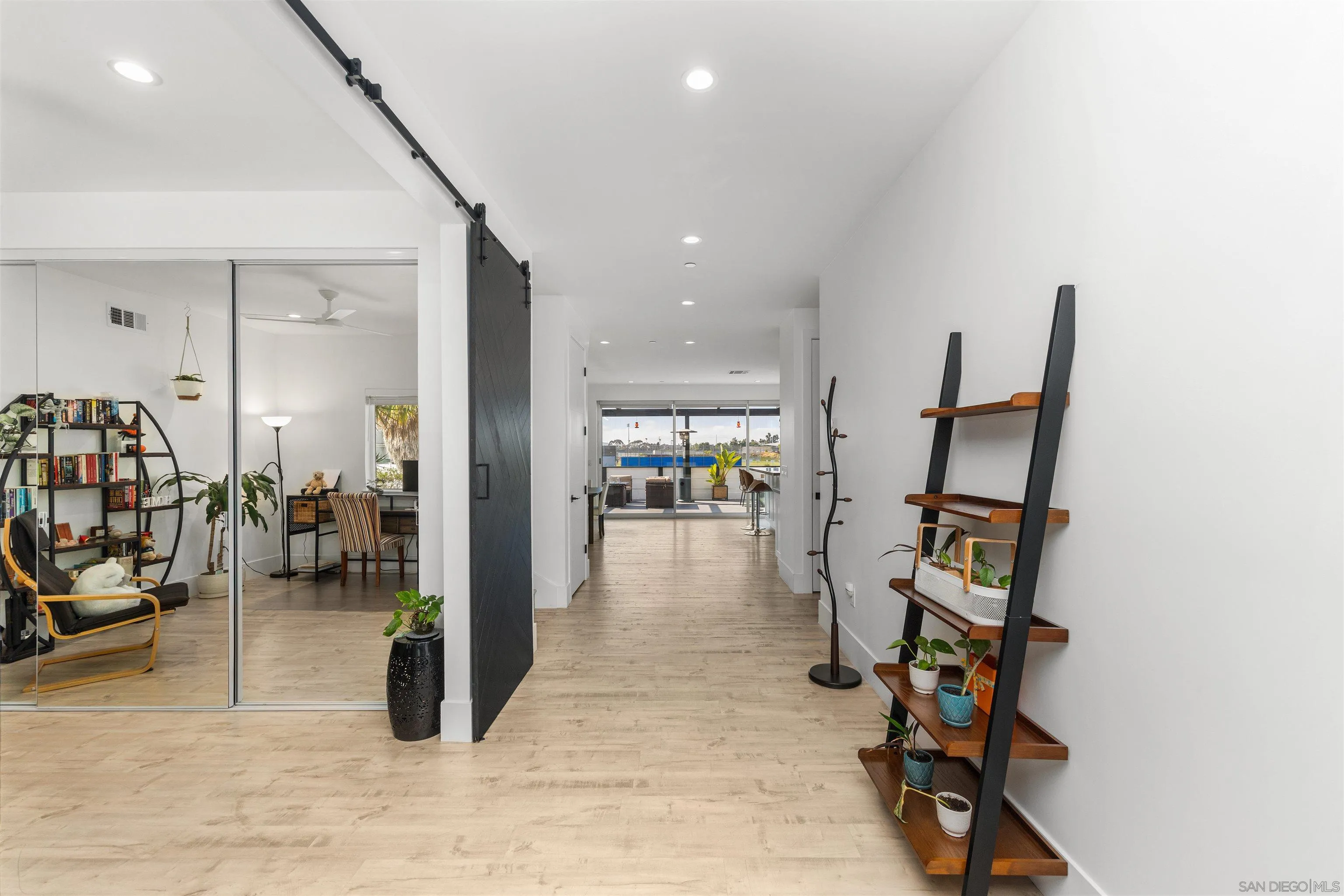 https://cdn.realtyfeed.com/cdn/127/260019091/b6ea7a8d44b2aa6e1743d12ac58d6ec6.webp