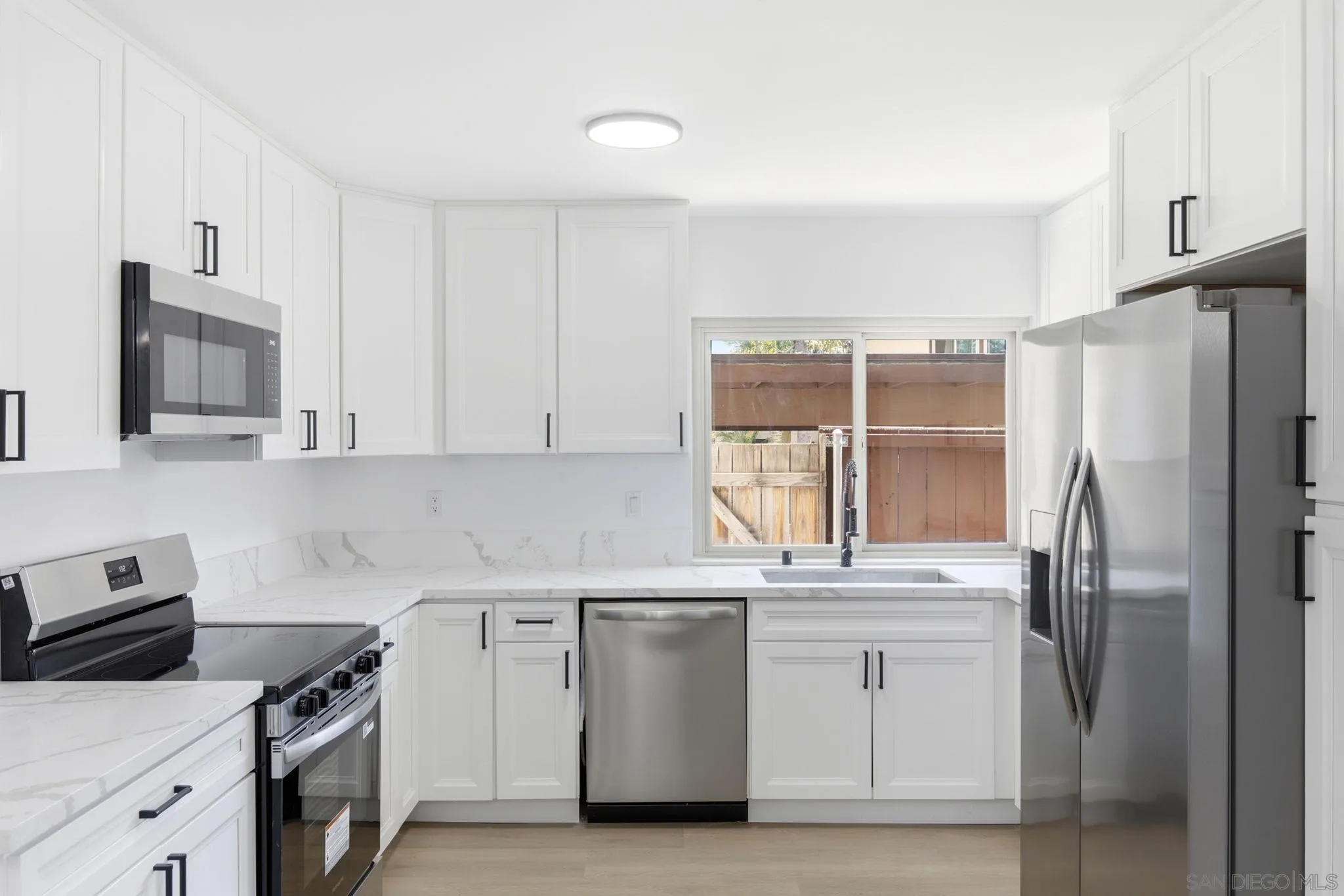 Photo #8: 260019092 Listing: Photo #8
