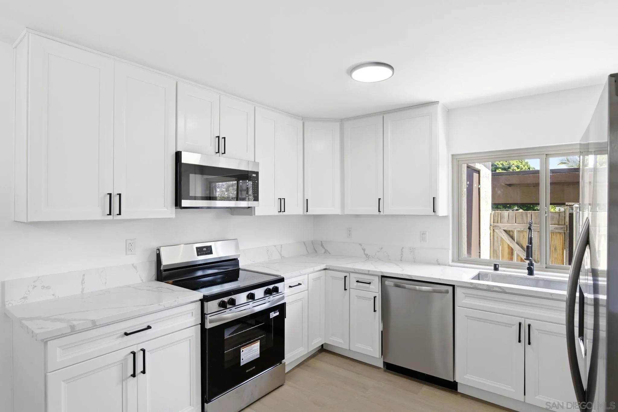 Photo #9: 260019092 Listing: Photo #9