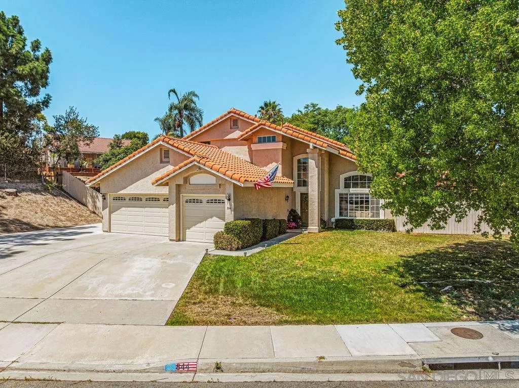 844 Rio Claro, Oceanside, CA 92057 - Photo 3 of 53, Oceanside, CA