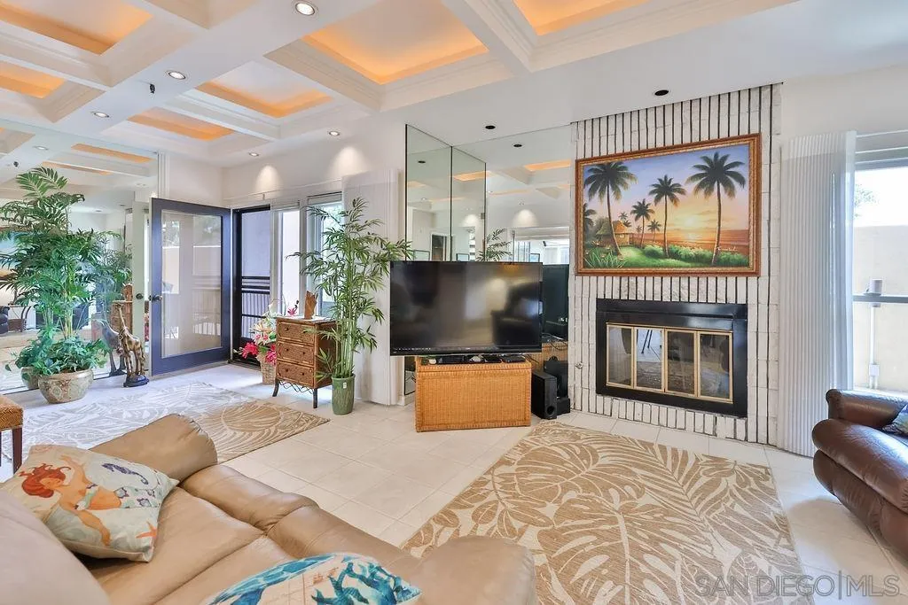 https://cdn.realtyfeed.com/cdn/127/260019094/540e8984688a66034df667b097352120.webp