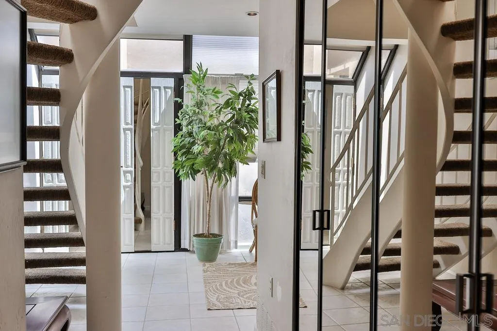 https://cdn.realtyfeed.com/cdn/127/260019094/c37e8cbc2e1011c8f7cf2ad5c939572c.webp