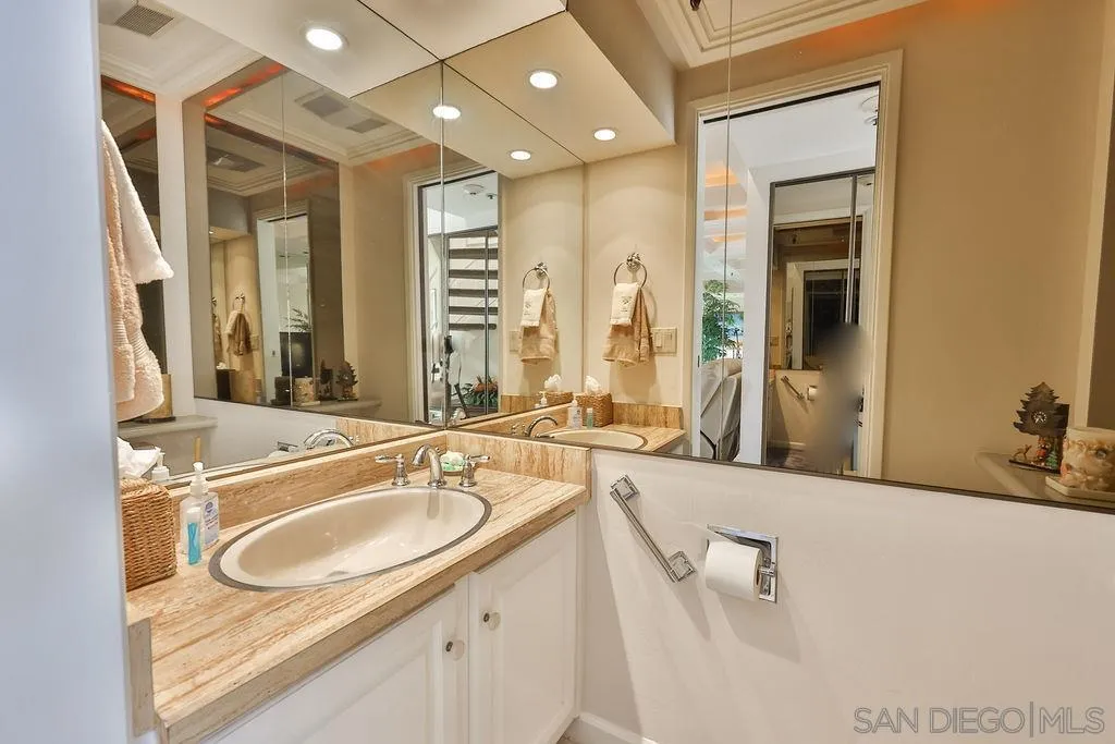 https://cdn.realtyfeed.com/cdn/127/260019094/e087c2292cc18361c5dd4a65306a418a.webp