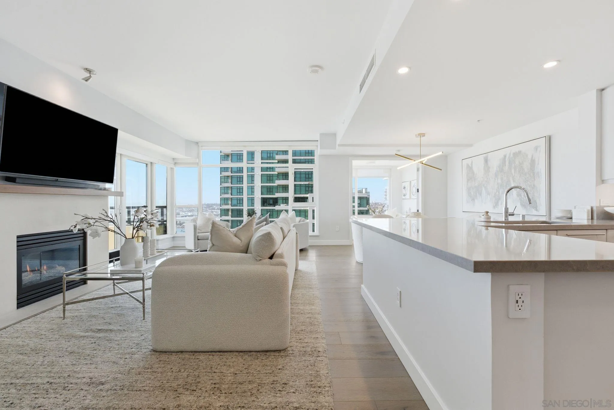 Photo #33: 260019097 Listing: Photo #33