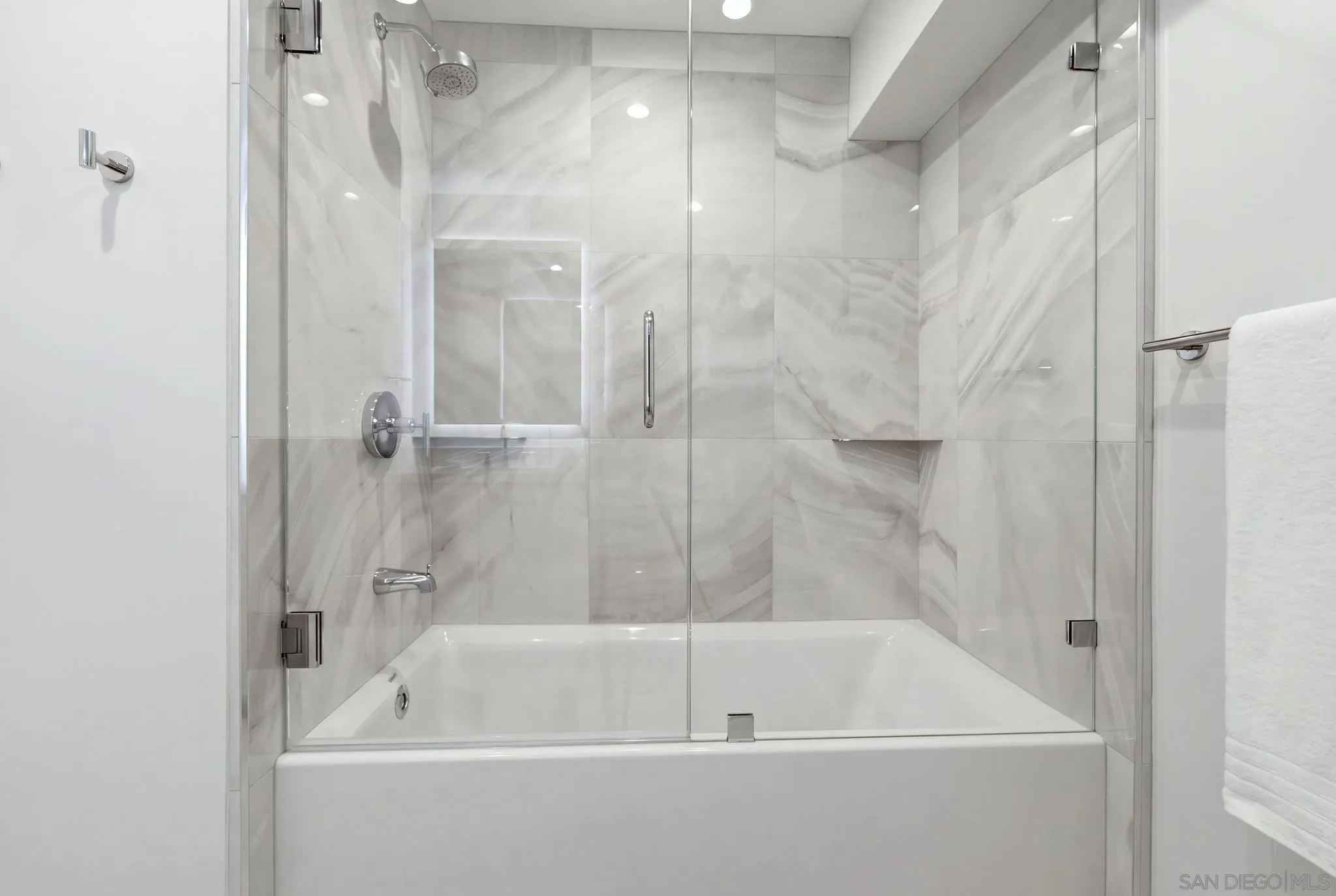 Photo #29: 260019097 Listing: Photo #29