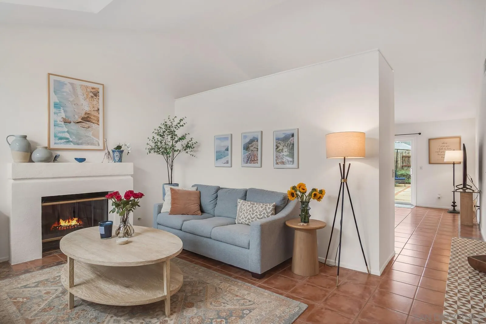 https://cdn.realtyfeed.com/cdn/127/260019098/12ed04c85a4c92dd639e812e5b013b3e.webp