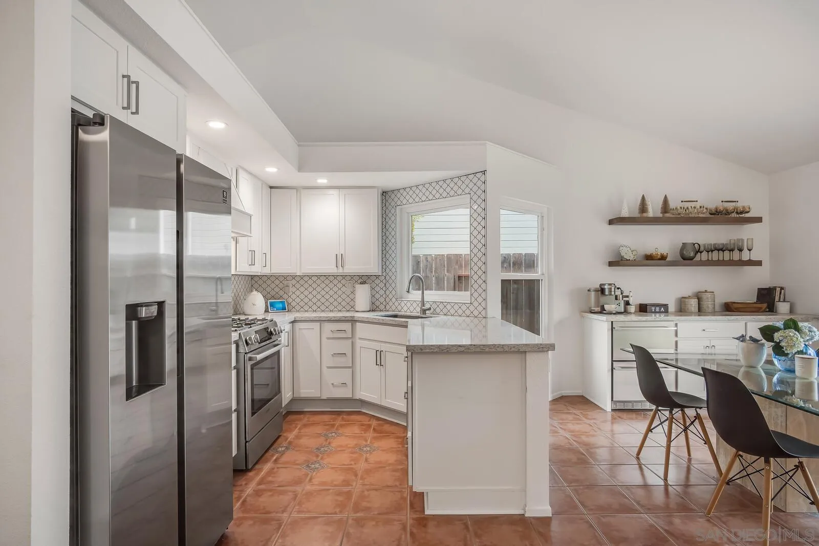 https://cdn.realtyfeed.com/cdn/127/260019098/3cb04aaeb64f17dabcb111ae920cdd95.webp