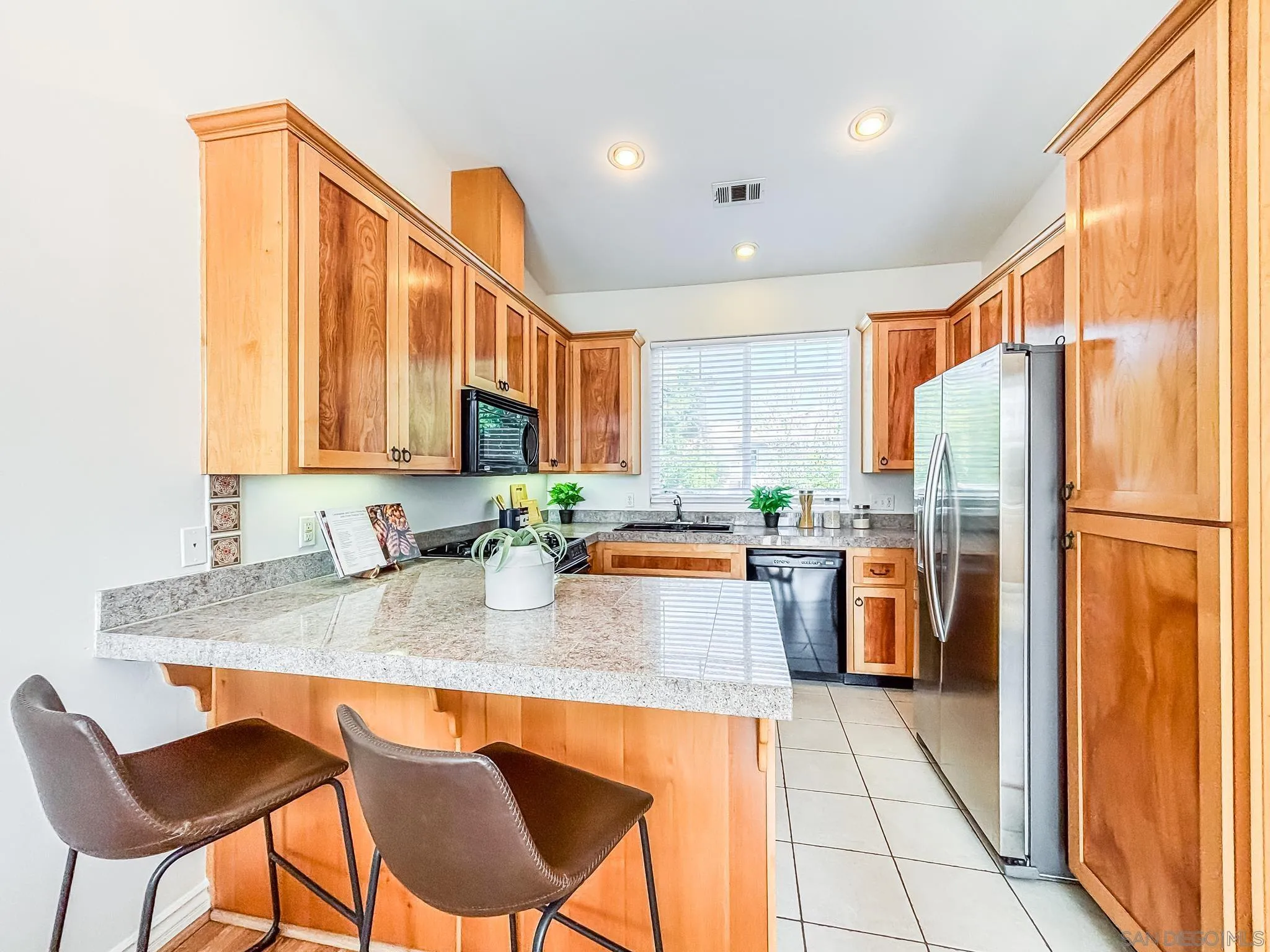 Photo #19: 260019101 Listing: Photo #19