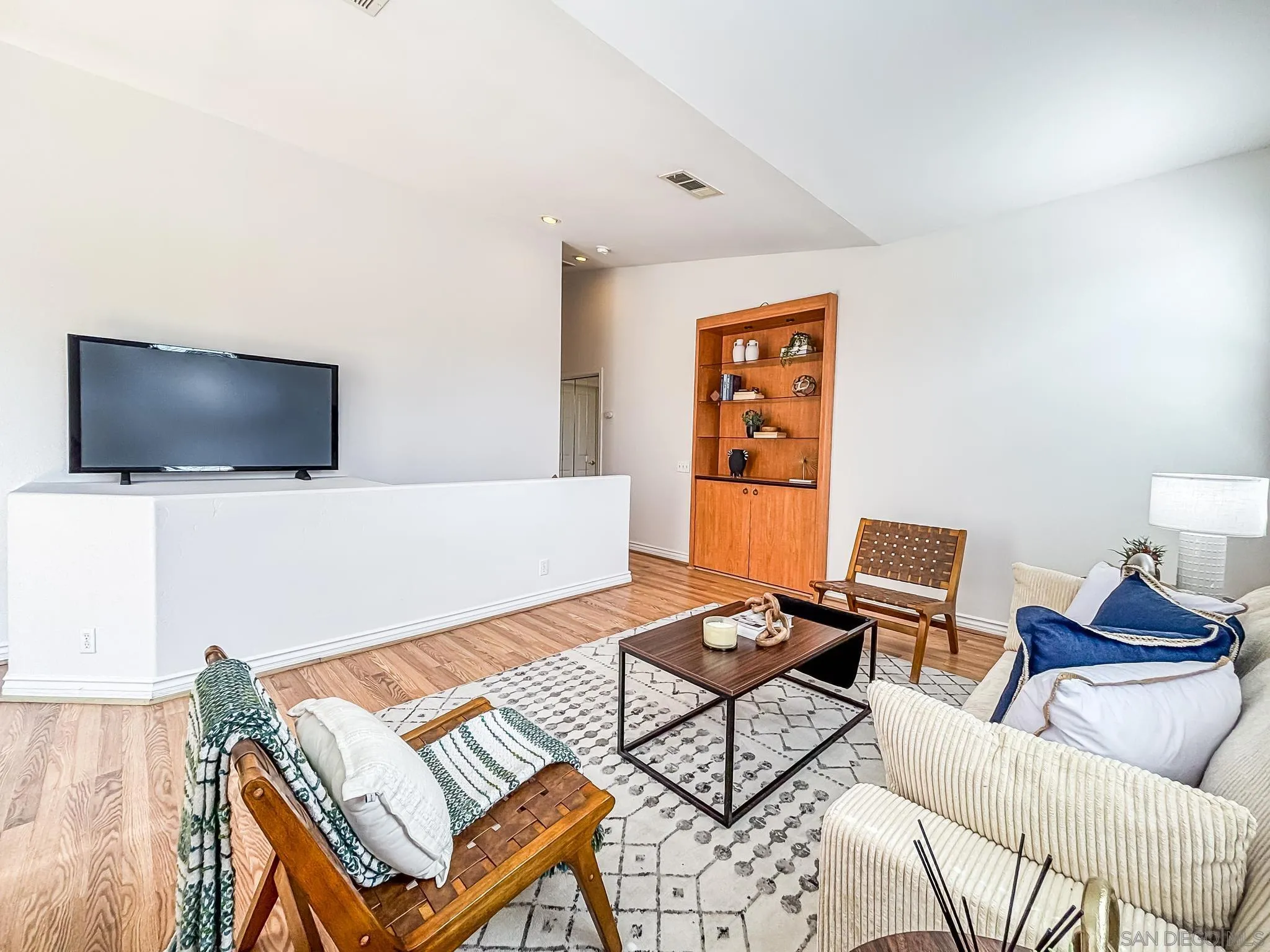 Photo #14: 260019101 Listing: Photo #14