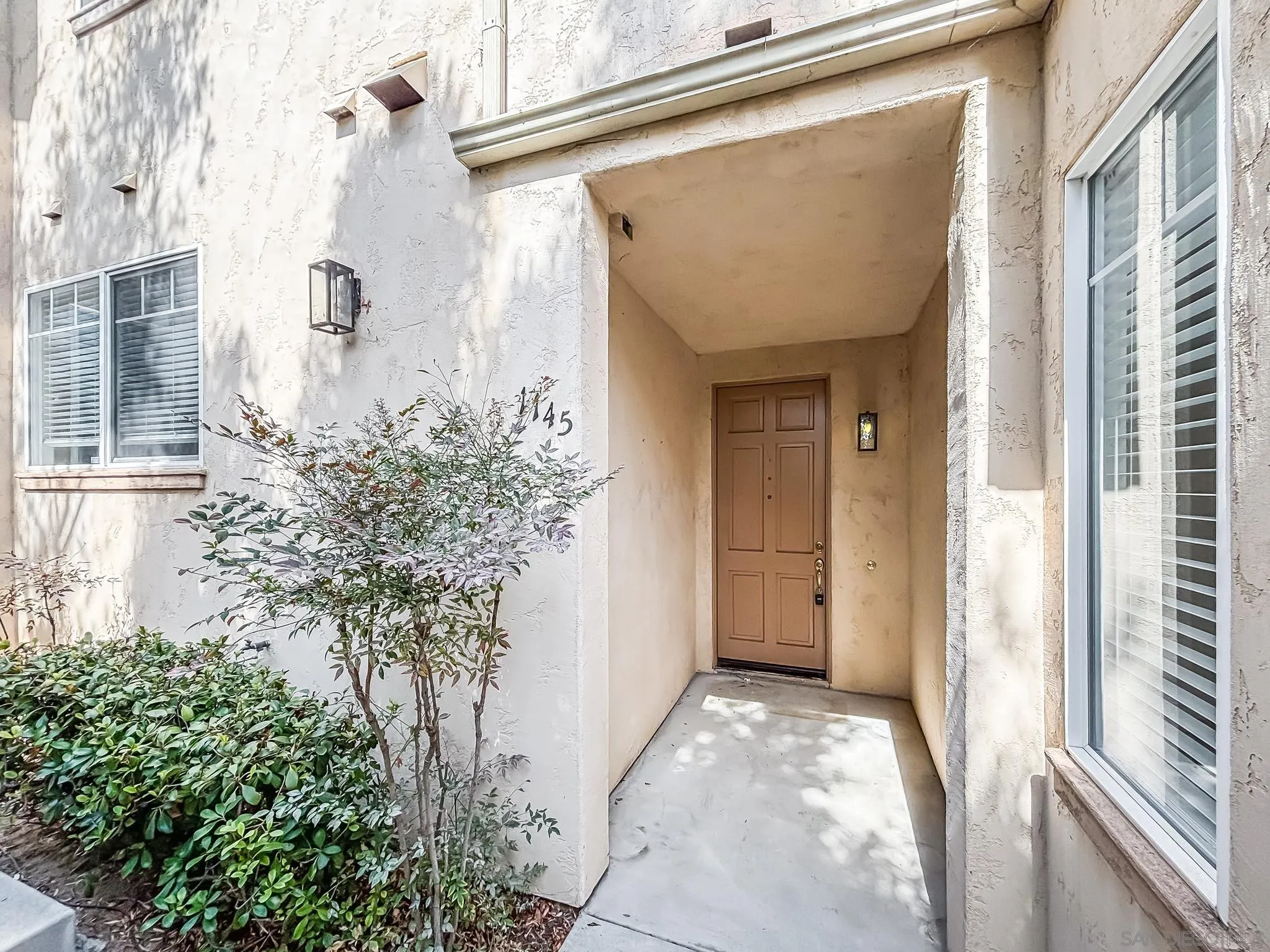 https://cdn.realtyfeed.com/cdn/127/260019101/7b72fff6542844c2c7f3cb20a2cbb8bc.webp