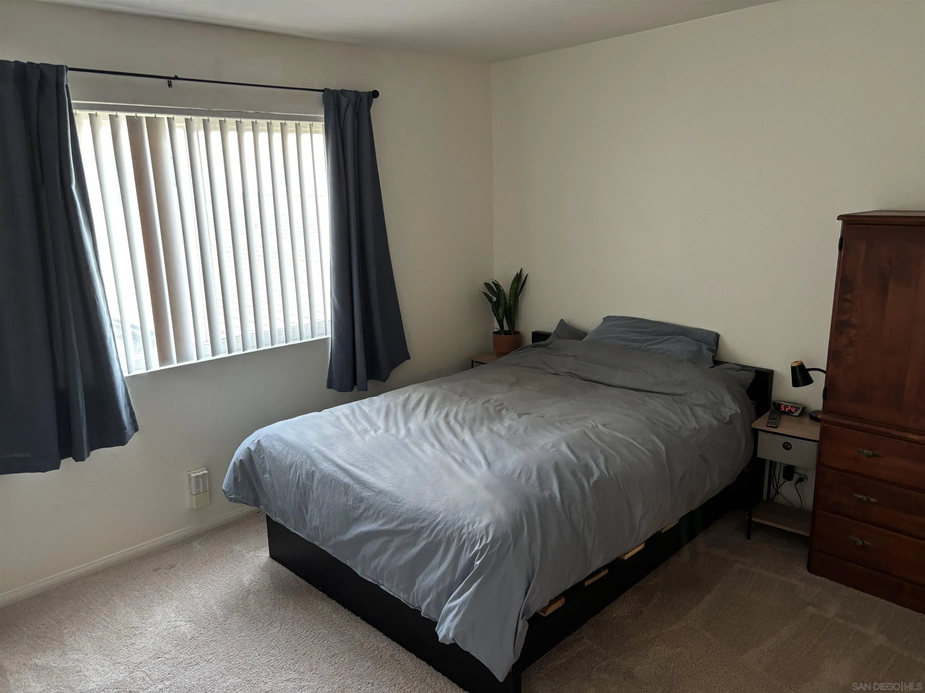 https://cdn.realtyfeed.com/cdn/127/260019102/0d2eaf0b8683861c7480ecbac4001447.webp