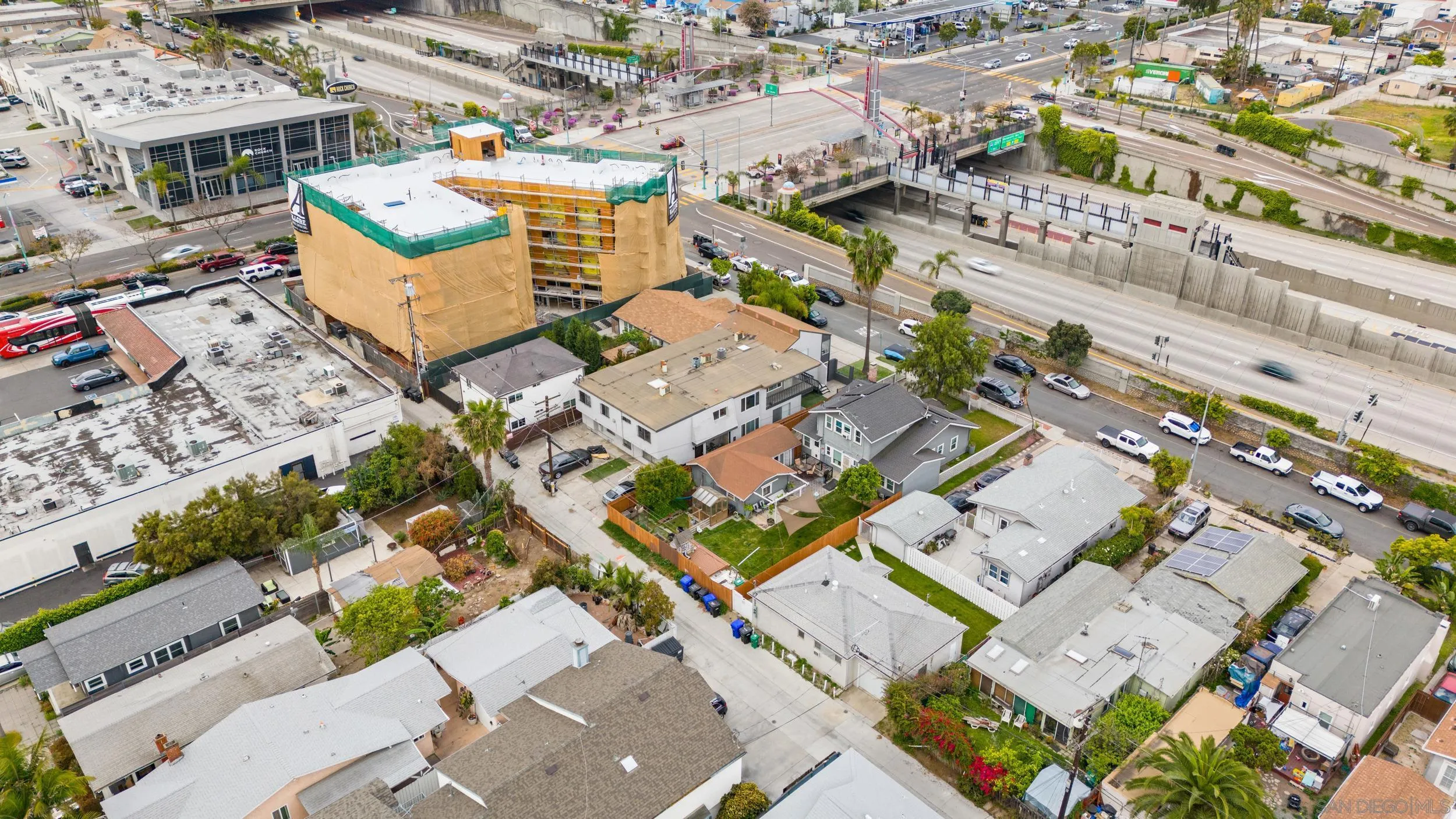 https://cdn.realtyfeed.com/cdn/127/260019102/d8076d6f7a98f19b50667acc1a8f54af.webp