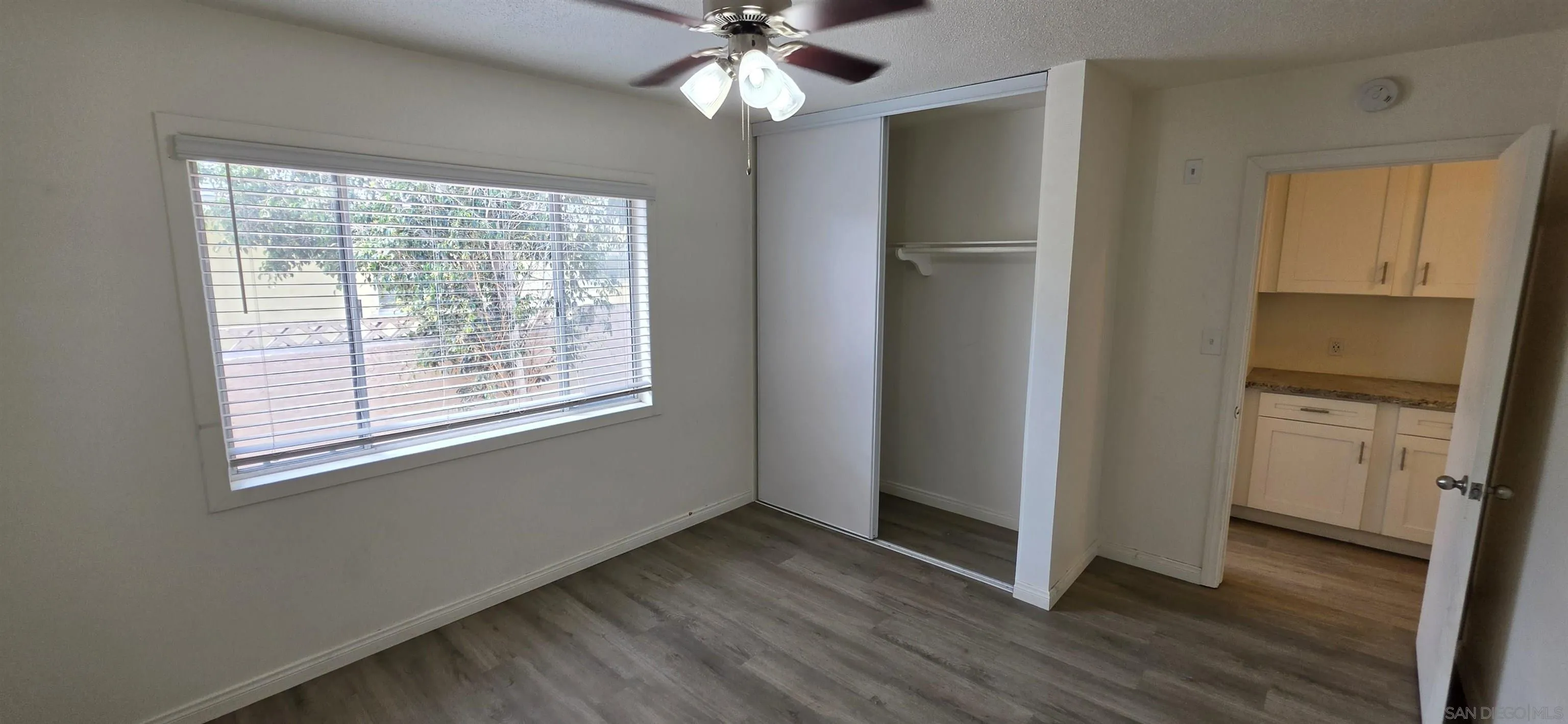 https://cdn.realtyfeed.com/cdn/127/260019104/170eb5431fa5892fdebacb3d645a7589.webp