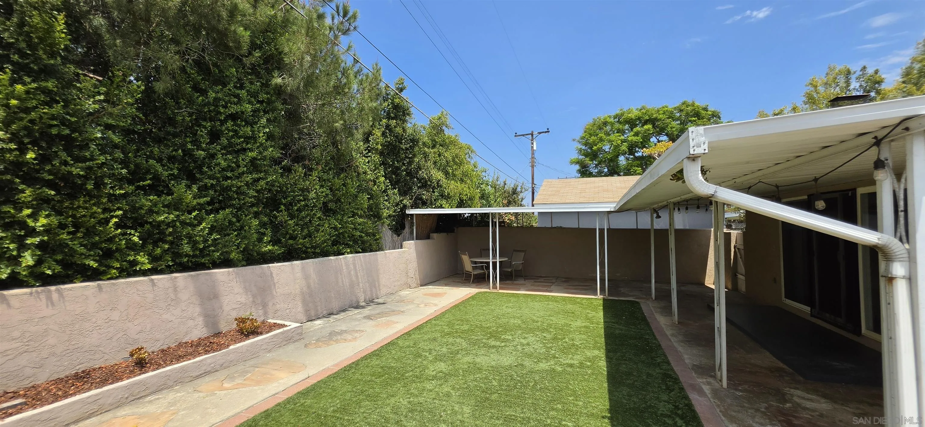 https://cdn.realtyfeed.com/cdn/127/260019104/98ecbc8649f5c4e237b55eab3eb032f3.webp