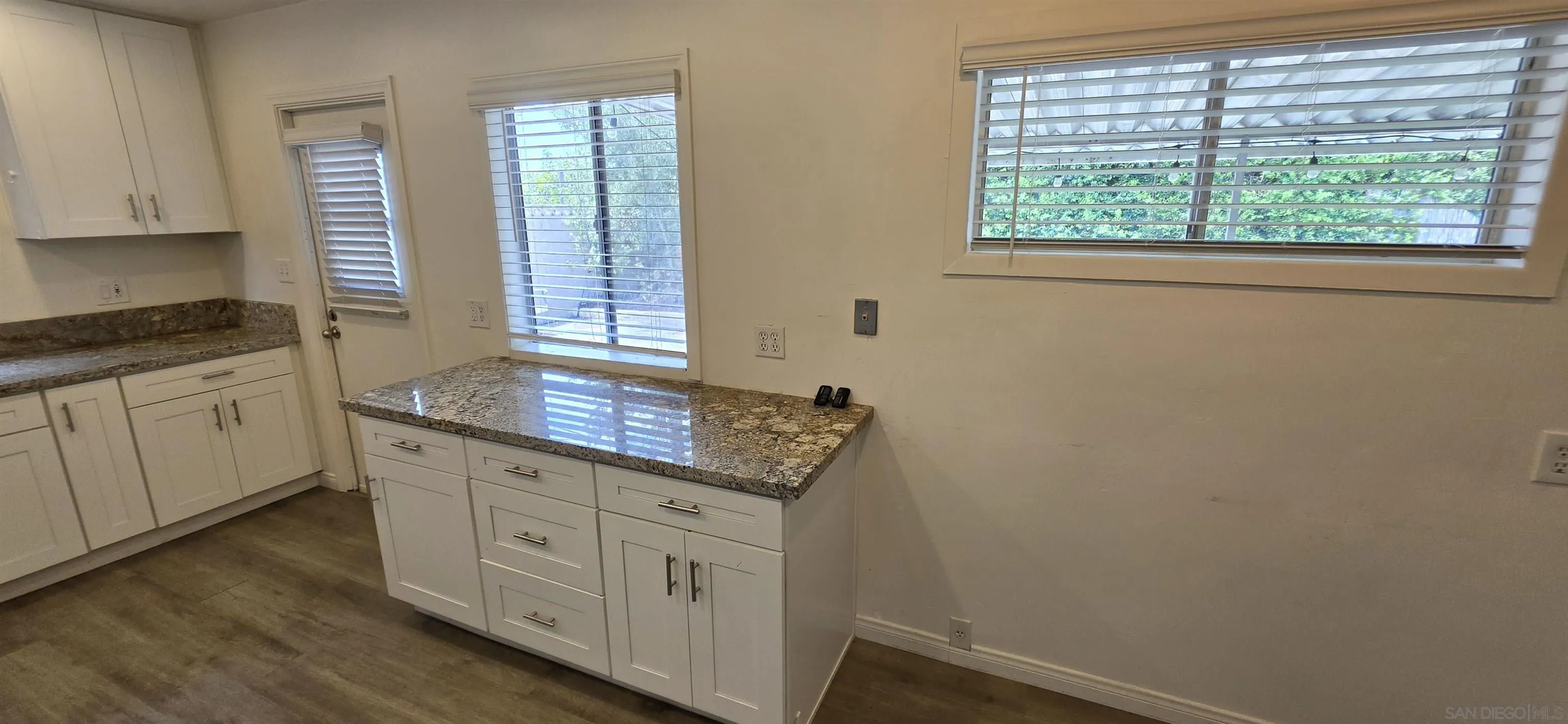 https://cdn.realtyfeed.com/cdn/127/260019104/e96240b1847c1c8718d9f49585b5a582.webp