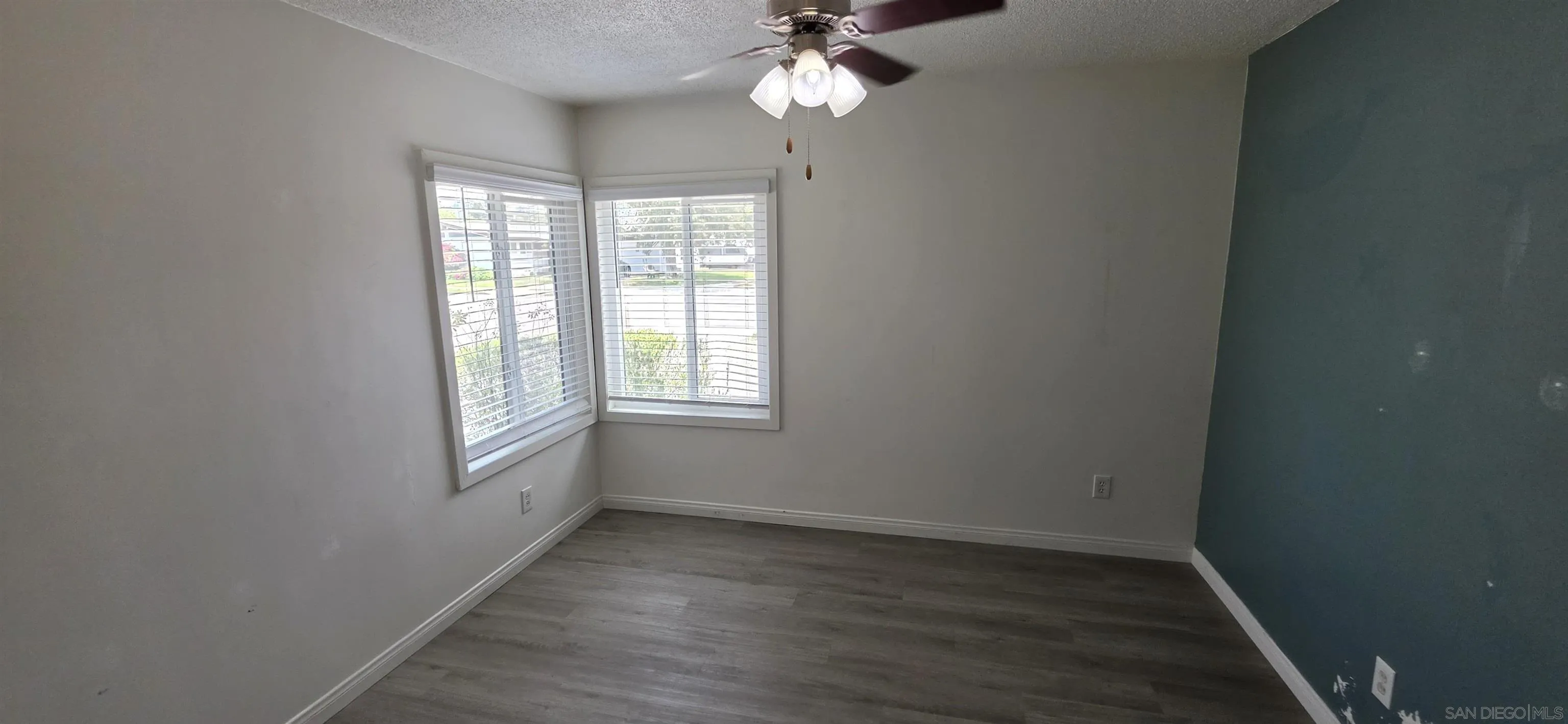 https://cdn.realtyfeed.com/cdn/127/260019104/edaf79bb78bfdf11aaf6e2afc4dfe1ec.webp