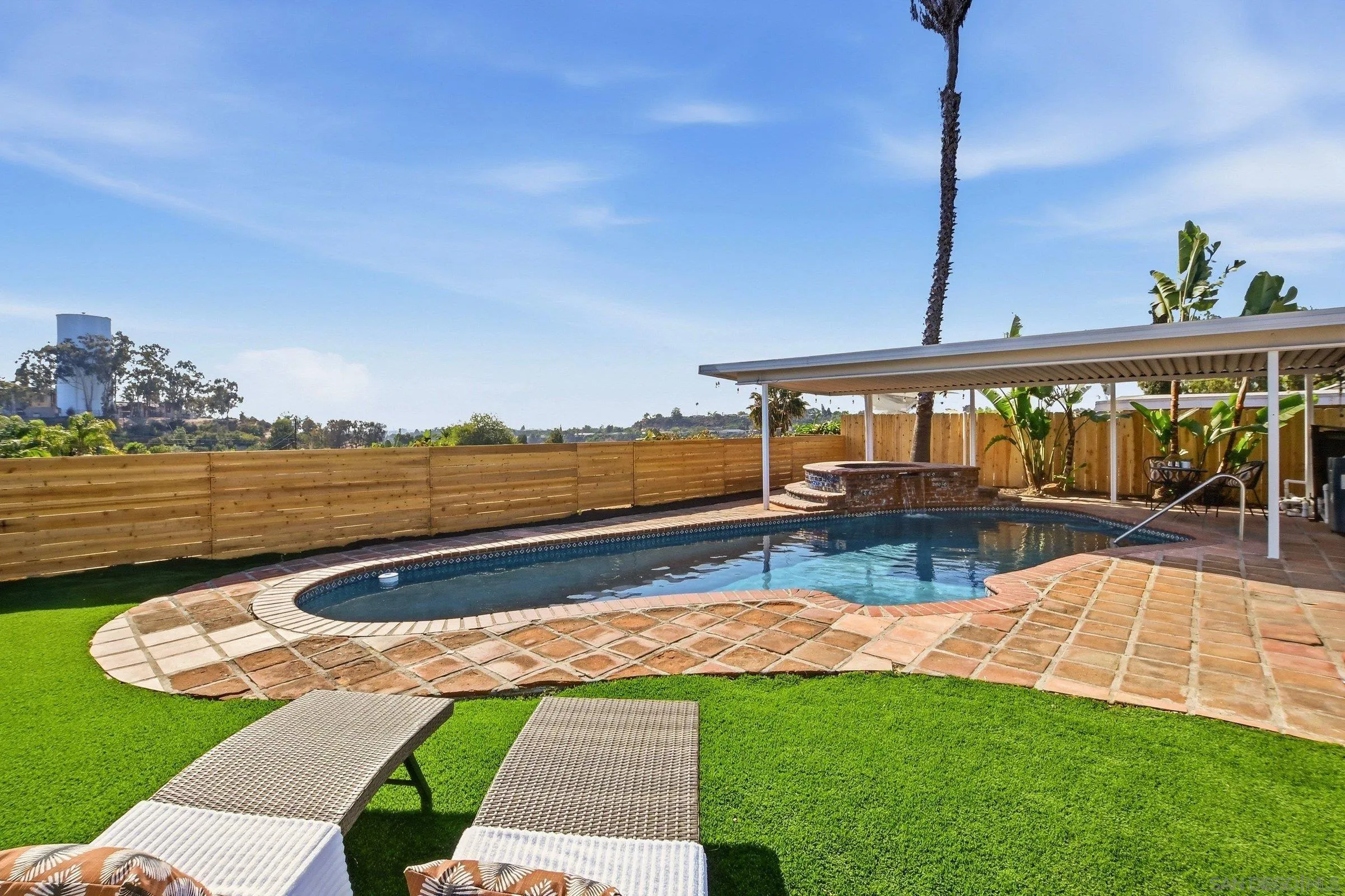 https://cdn.realtyfeed.com/cdn/127/260019106/b4c1ae641a8d617d69f12a80139862e5.webp