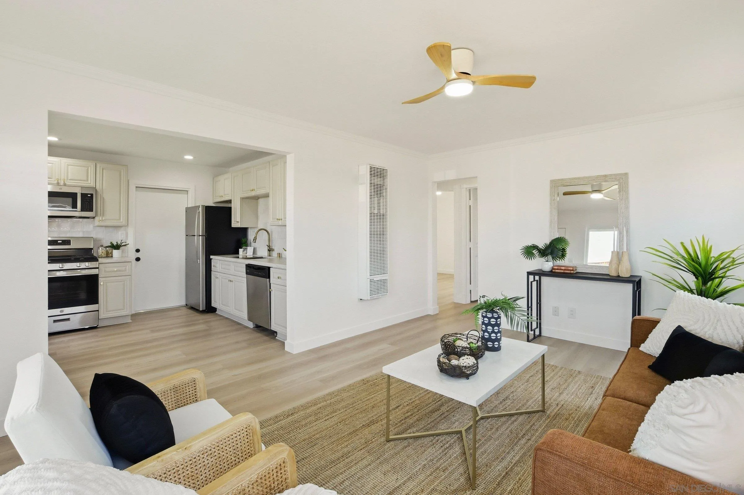https://cdn.realtyfeed.com/cdn/127/260019106/dbbd1fbc3a813b1a3d8cdab75ddf3652.webp