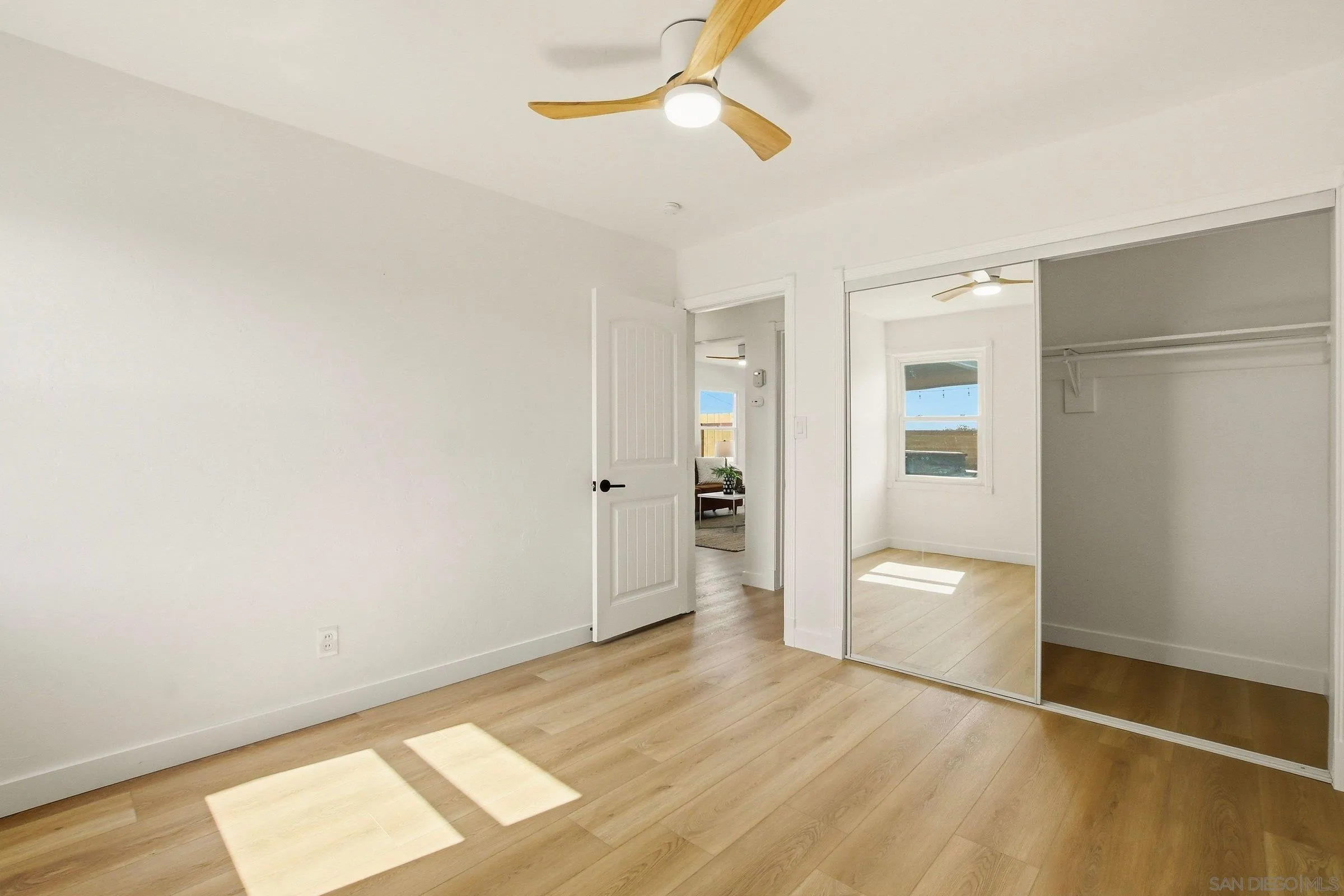 https://cdn.realtyfeed.com/cdn/127/260019106/e71ccf74561ae85e04b84943879b7818.webp