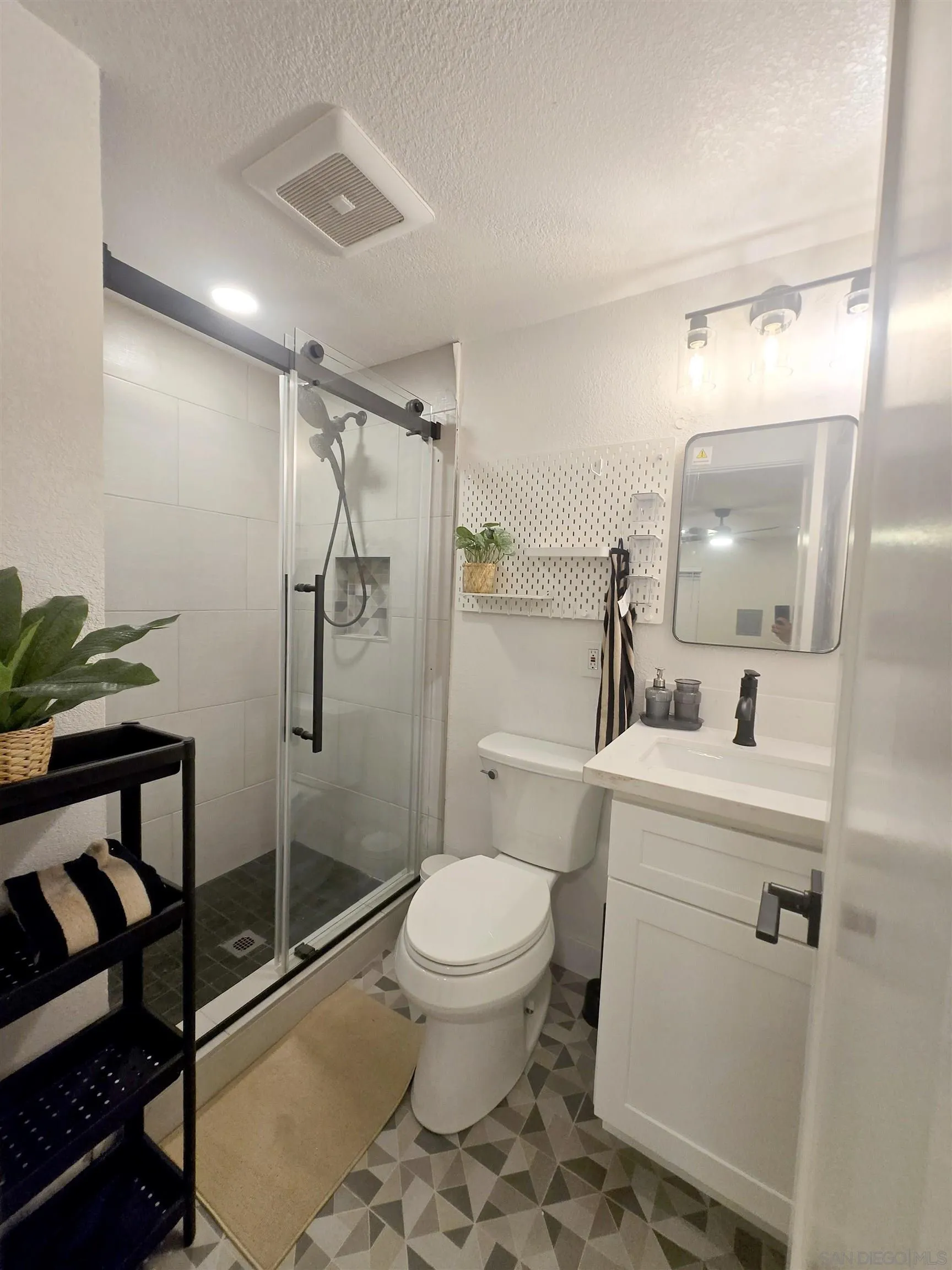 2966 Hires Way Unit 103, San Ysidro, CA 92173 - Photo 3 of 21, San Ysidro, CA