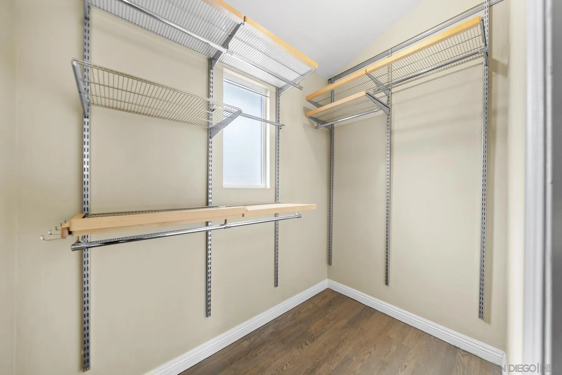 https://cdn.realtyfeed.com/cdn/127/260019113/d8f2df4eef91e456f04b9e2703c138bd.webp