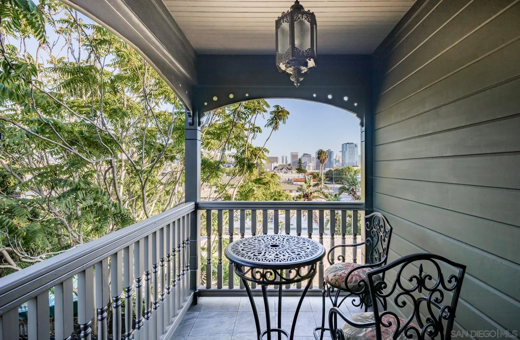 https://cdn.realtyfeed.com/cdn/127/260019114/0f9b98070397d4d57d9ae6d195b232e4.webp
