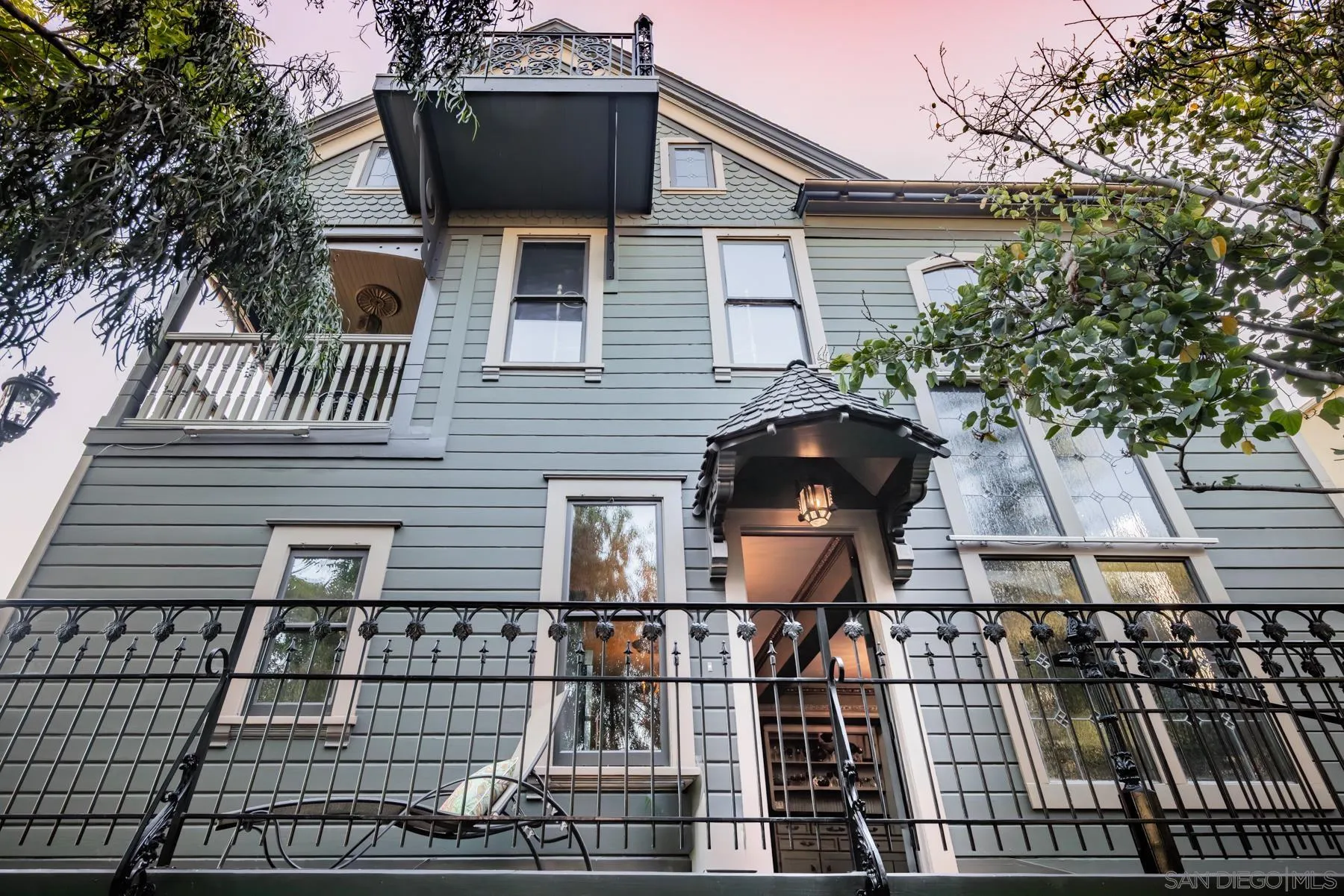 https://cdn.realtyfeed.com/cdn/127/260019114/6a52e696997bfe0ad824ada7ac10de04.webp