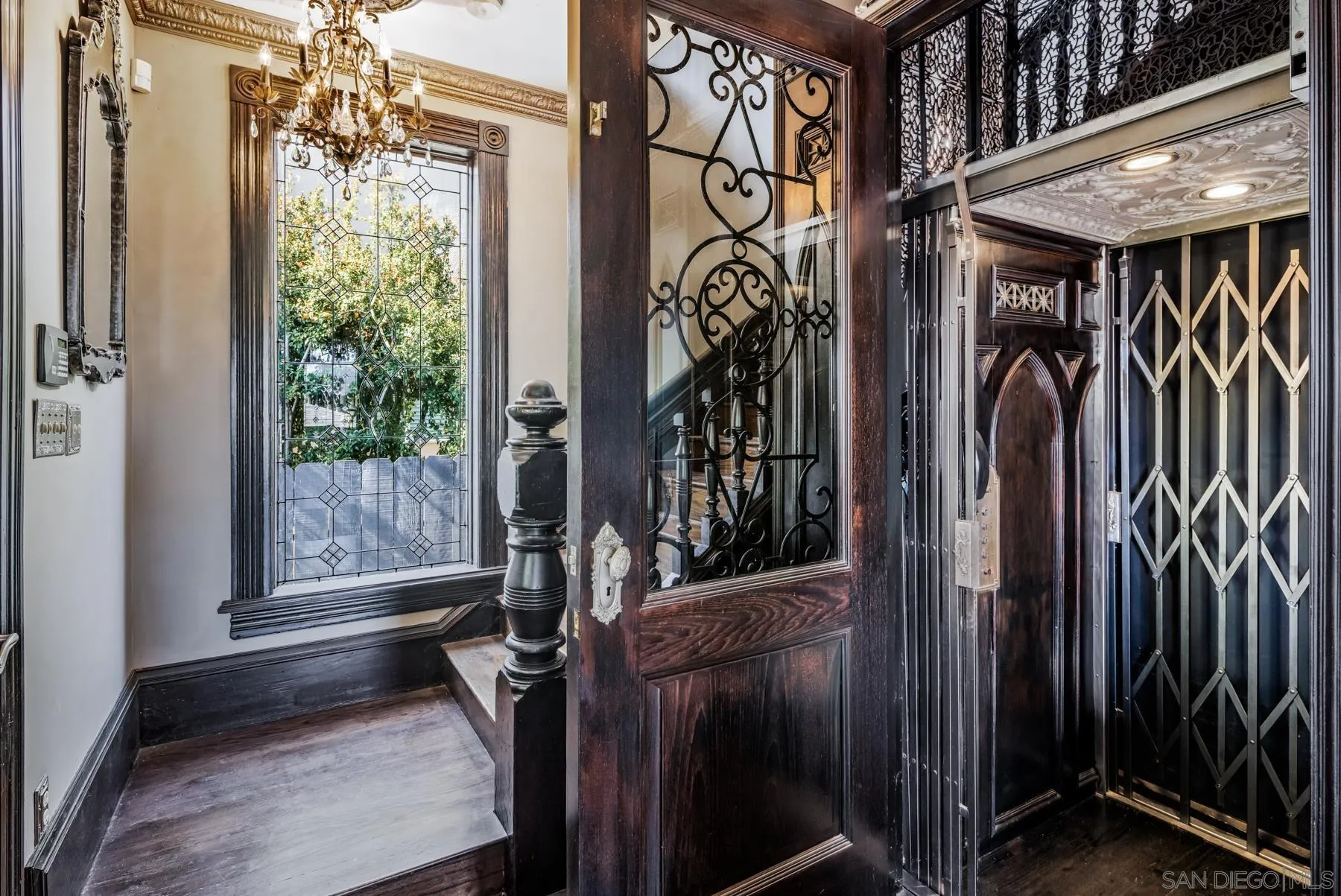 https://cdn.realtyfeed.com/cdn/127/260019114/b8e52f6ab0034689a94268f76e1ec557.webp
